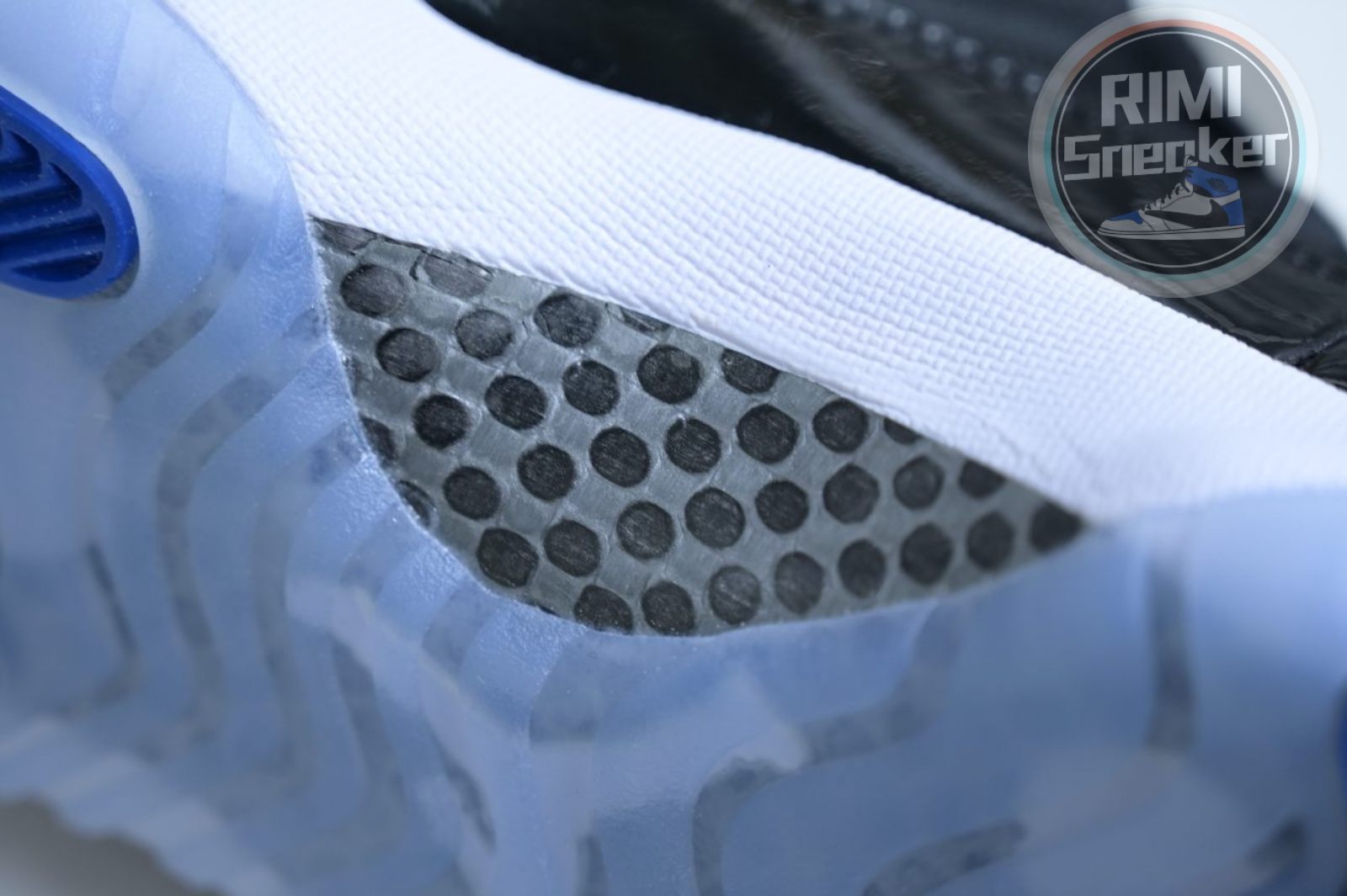 Air Jordan 11 Low