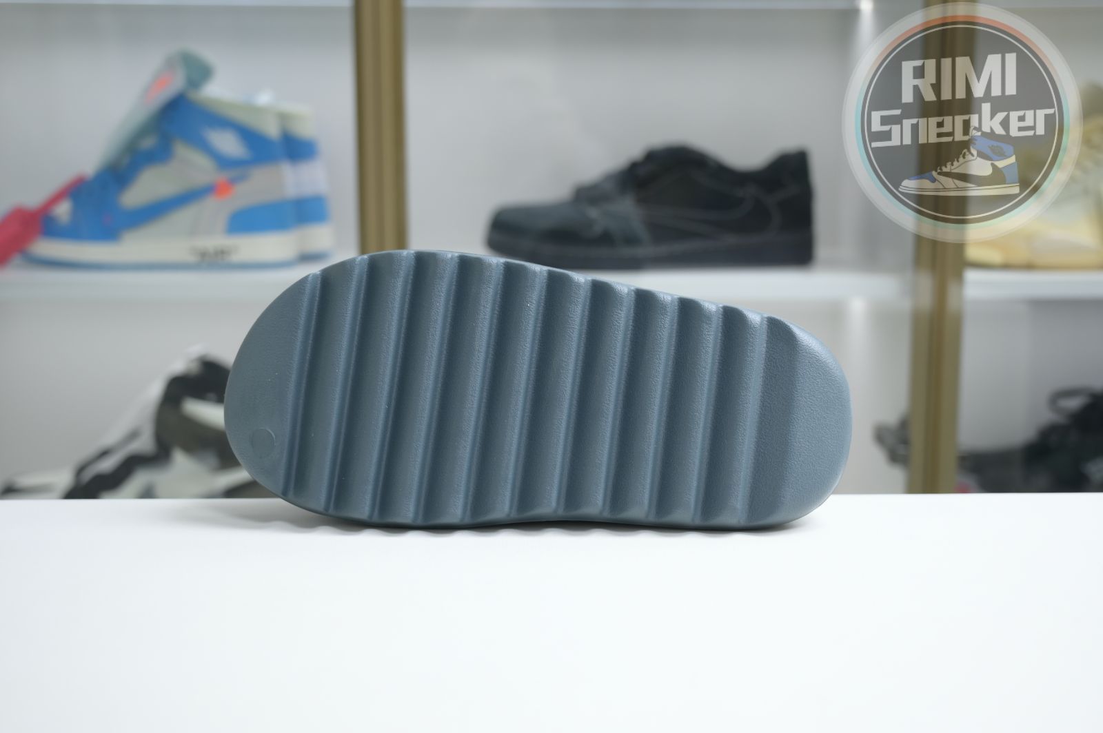 adidas originals Yeezy Slide