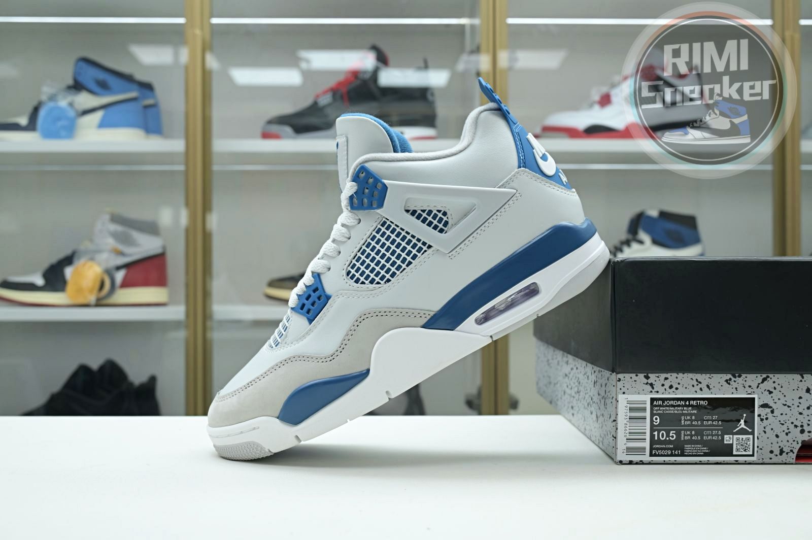 Air Jordan 4