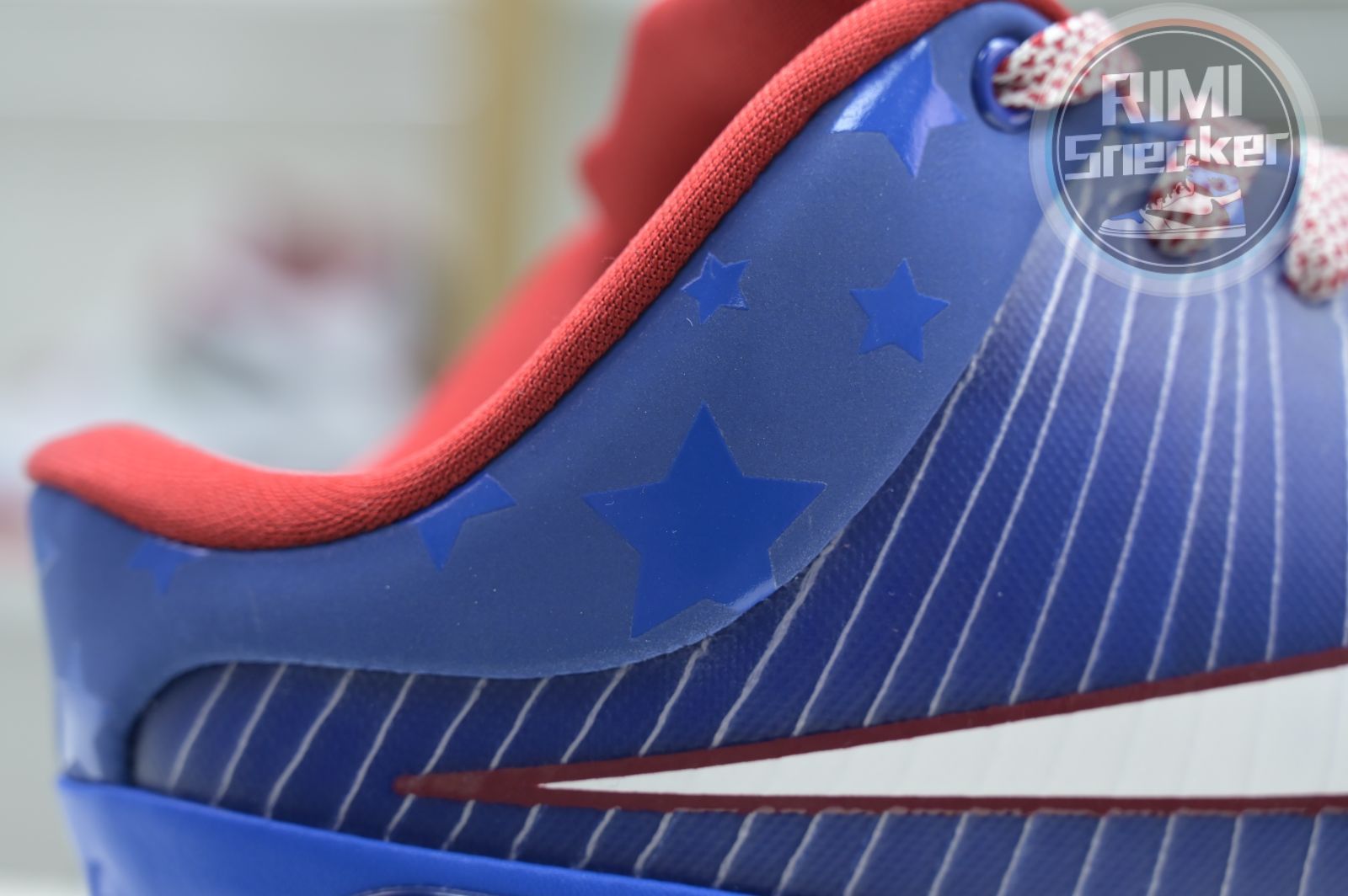 Nike Zoom Kobe 4 Protro