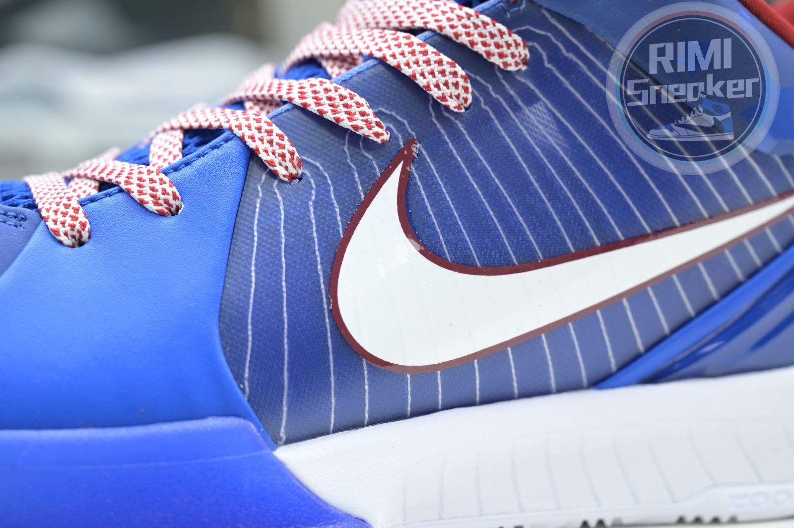 Nike Zoom Kobe 4 Protro