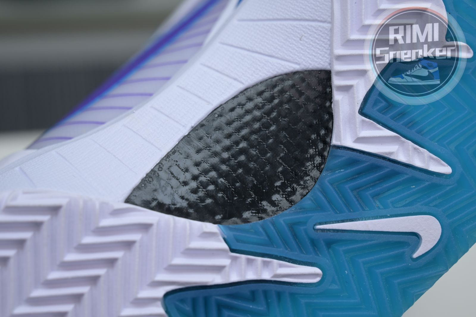 Nike Zoom Kobe 4 Protro 