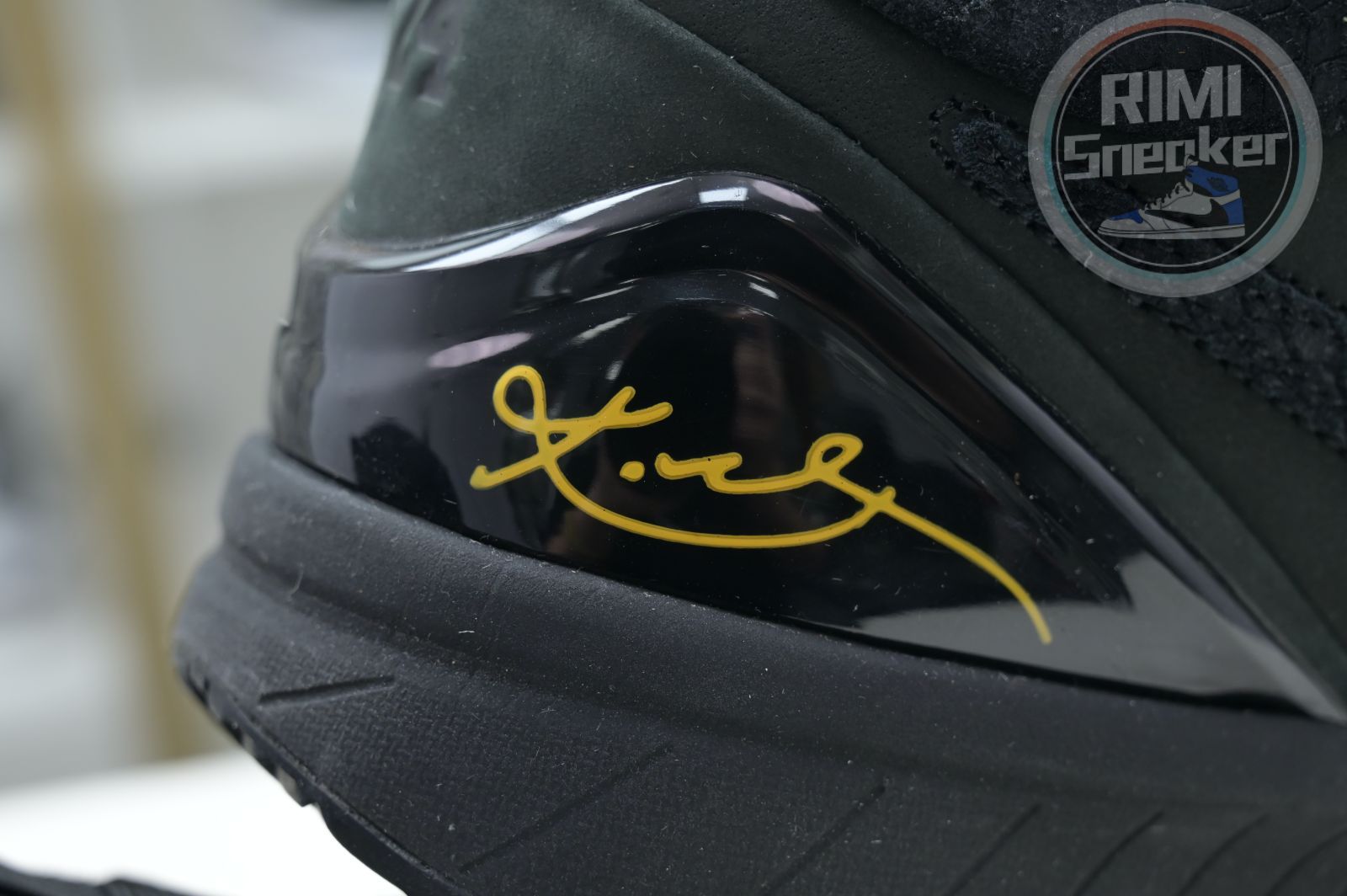 Nike Kobe 4 Protro