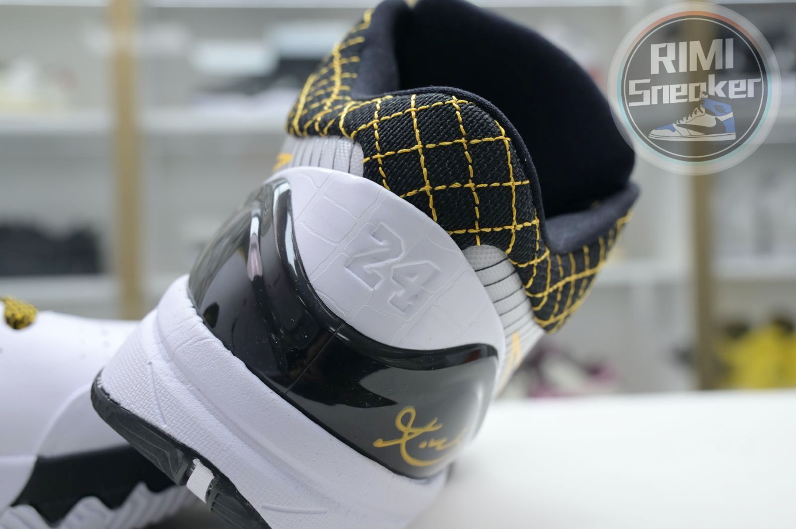 Nike Zoom Kobe 4 Protro 