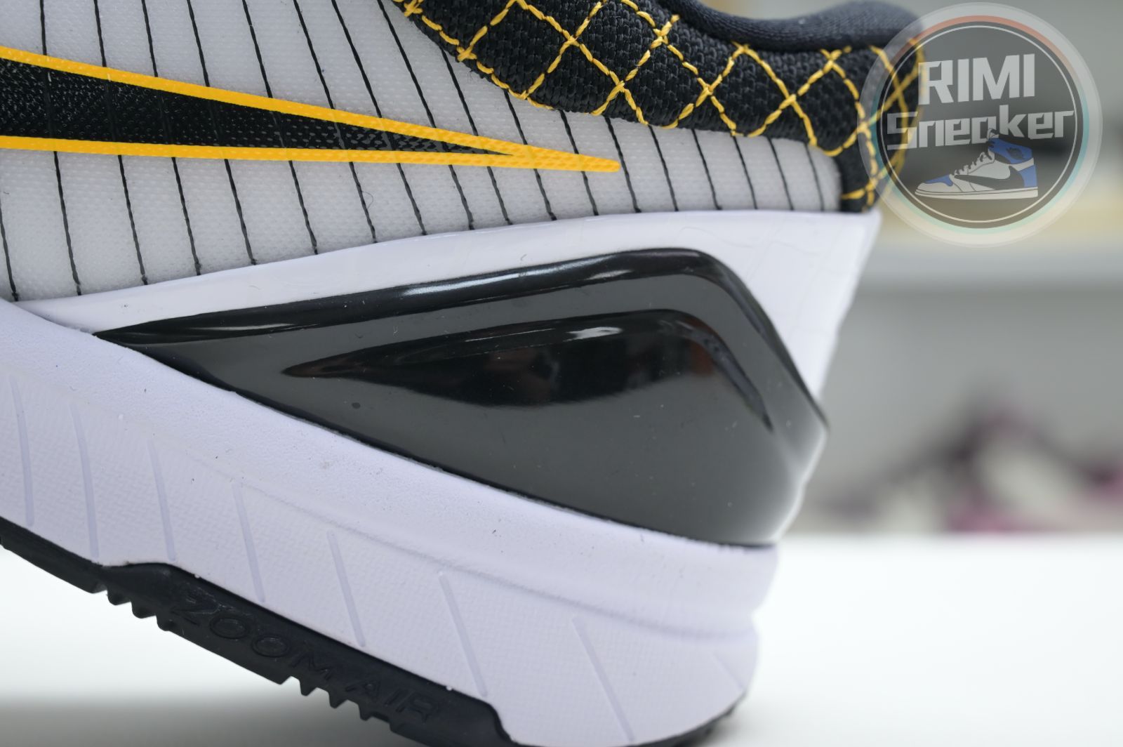 Nike Zoom Kobe 4 Protro 