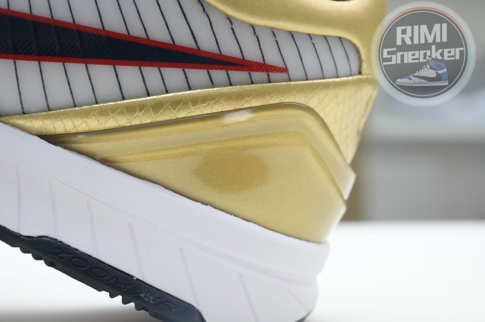 Nike Zoom Kobe 4 Protro