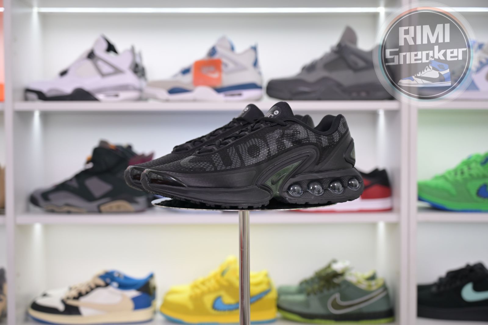 Supreme x Nike Air Max Dn