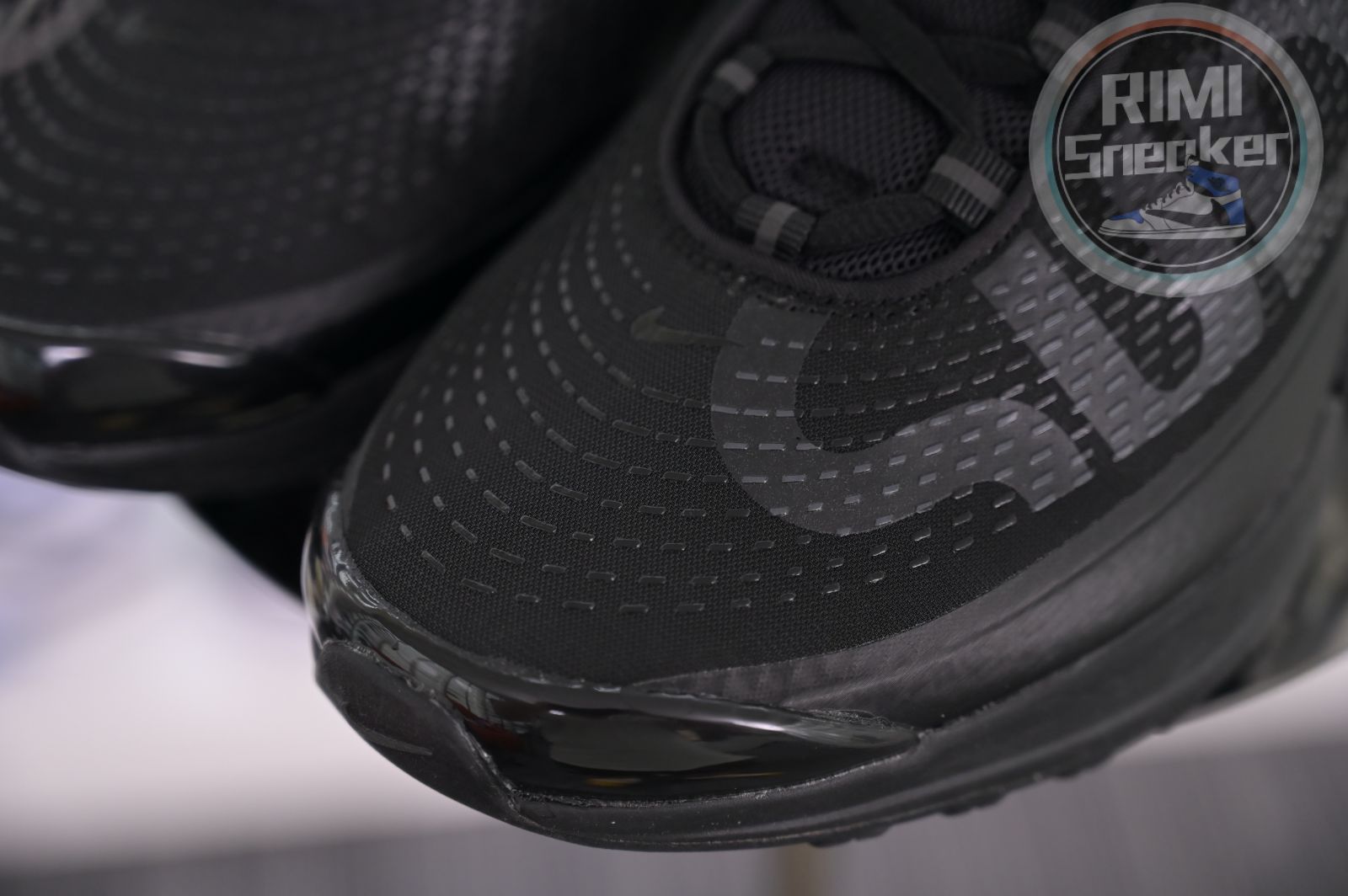 Supreme x Nike Air Max Dn
