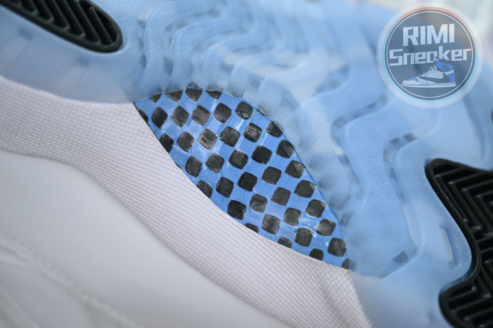 Jordan Air Jordan 11“Legend Blue”  2024