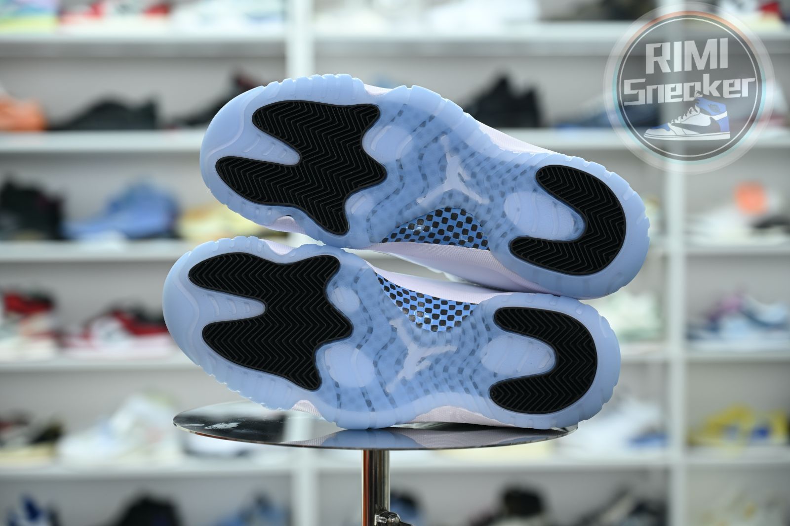 Jordan Air Jordan 11“Legend Blue”  2024