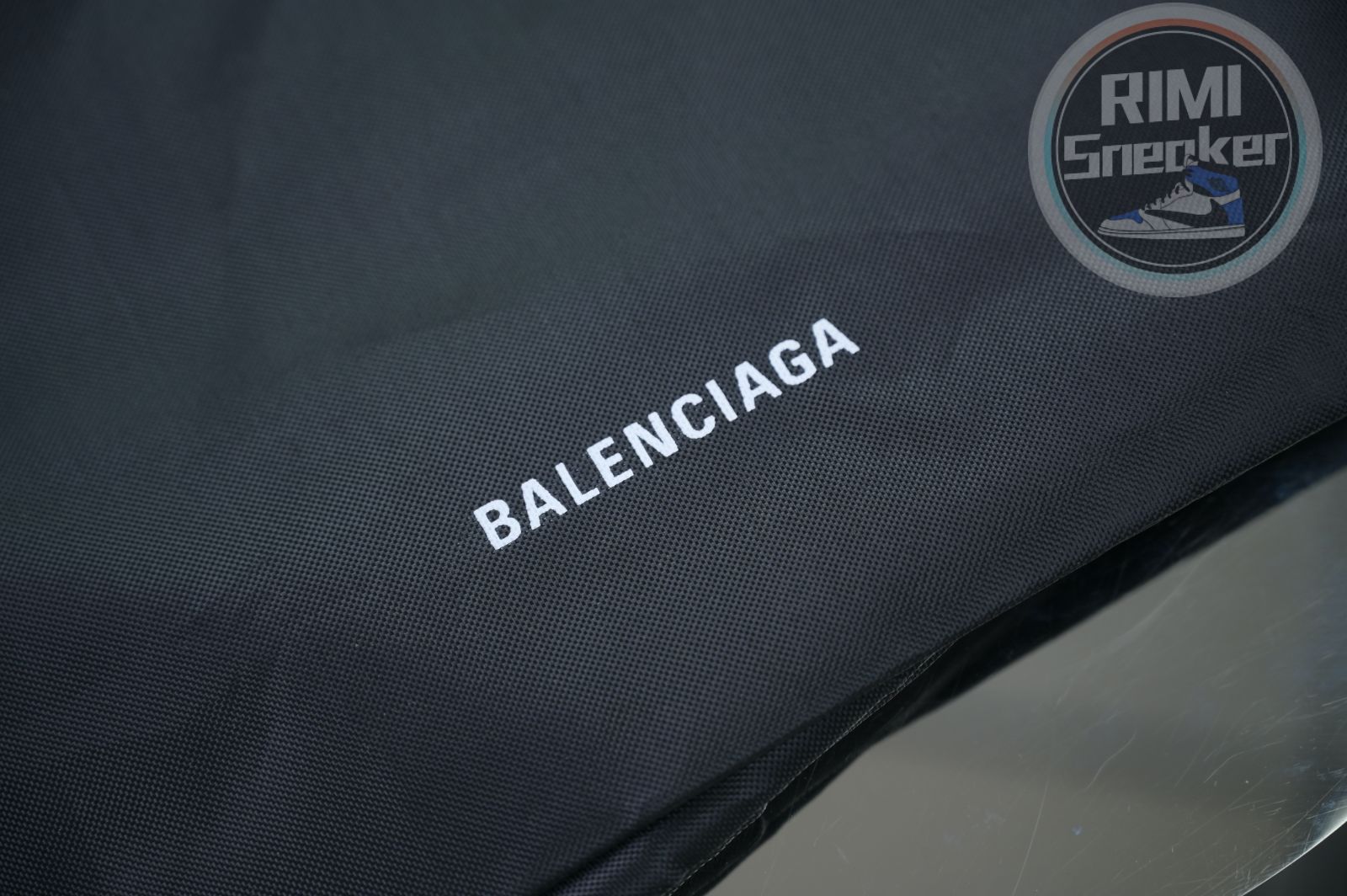 Balenciaga 3XL