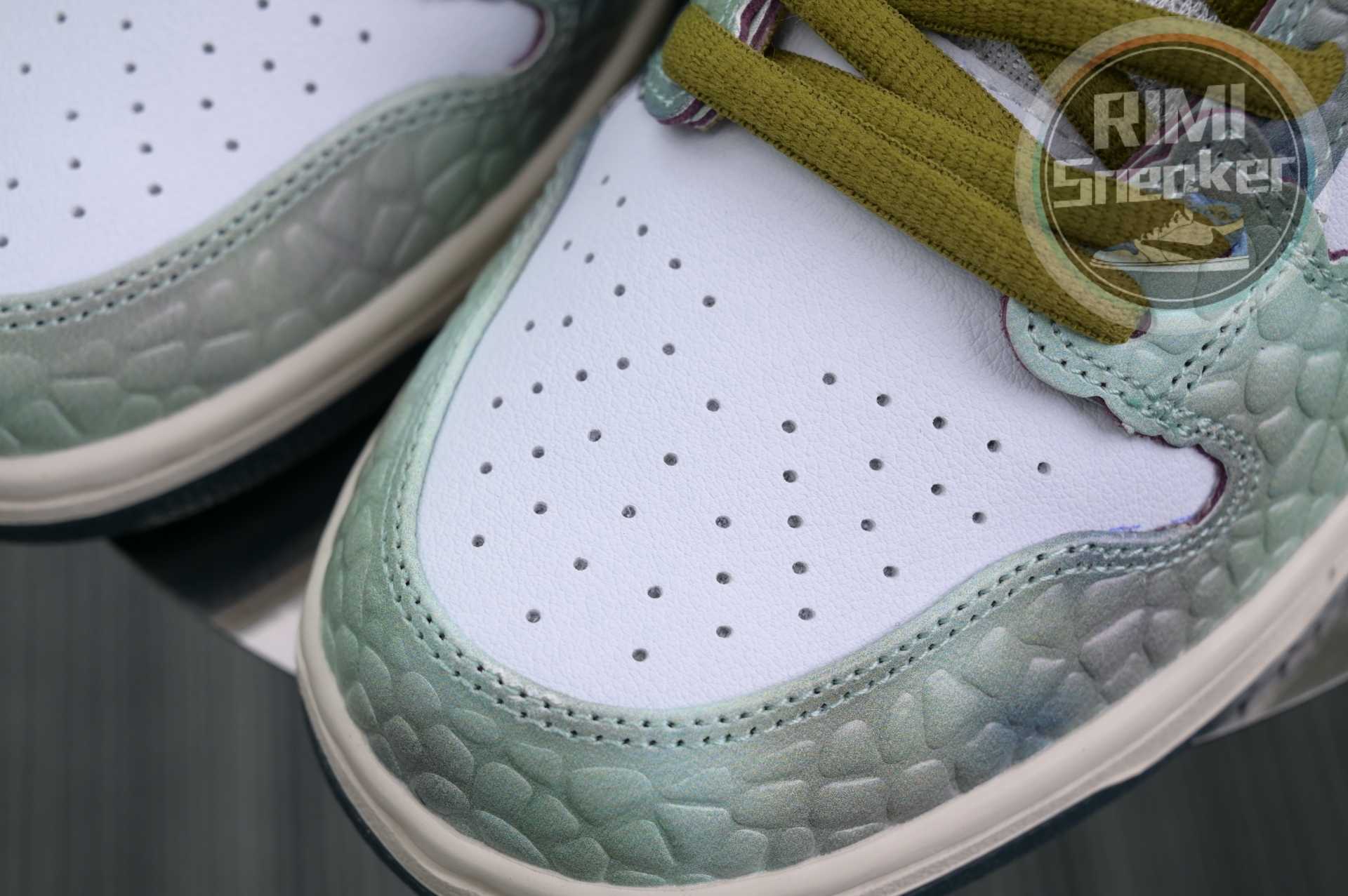 Alexis Sablone x Nike Dunk SB Low