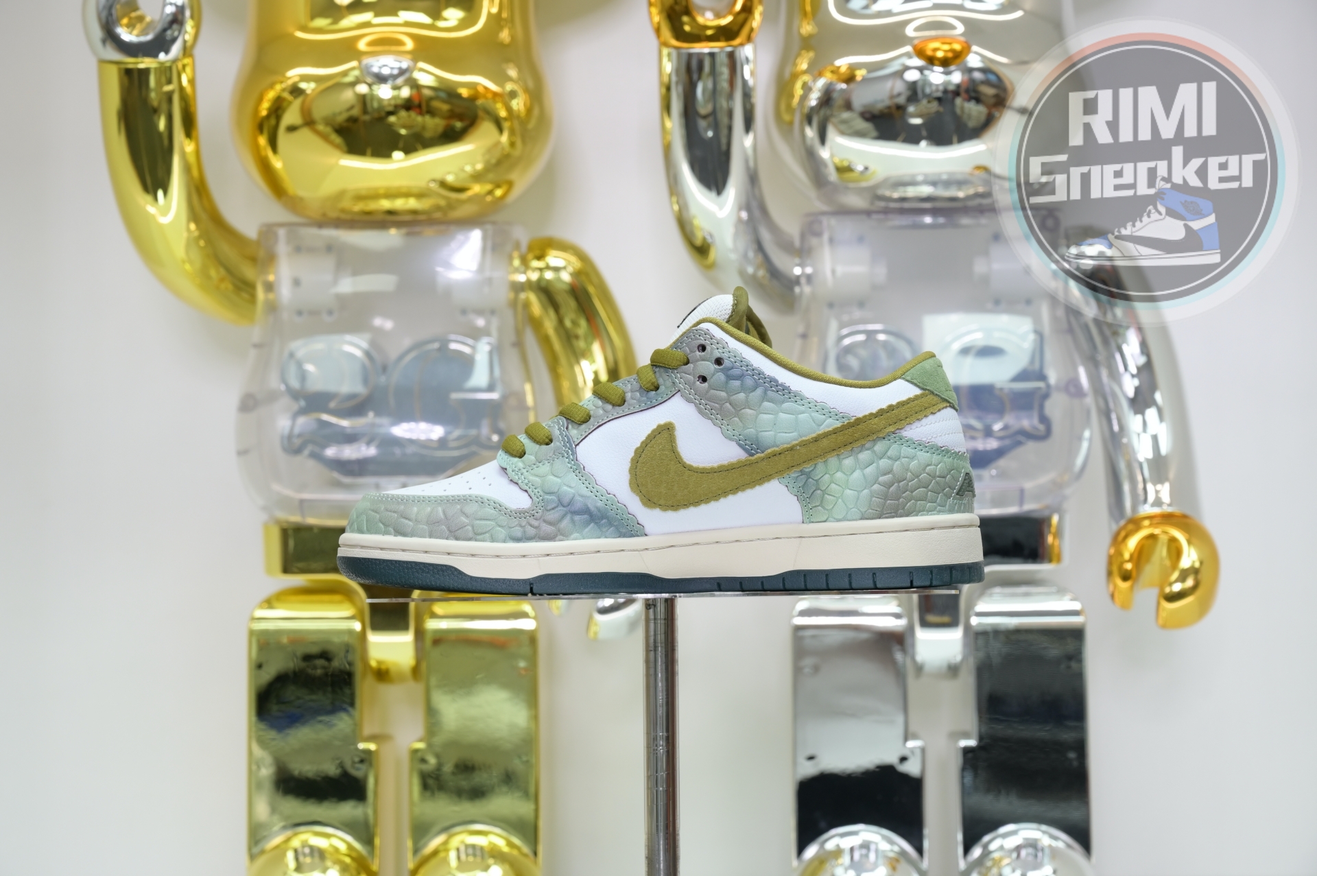 Alexis Sablone x Nike Dunk SB Low