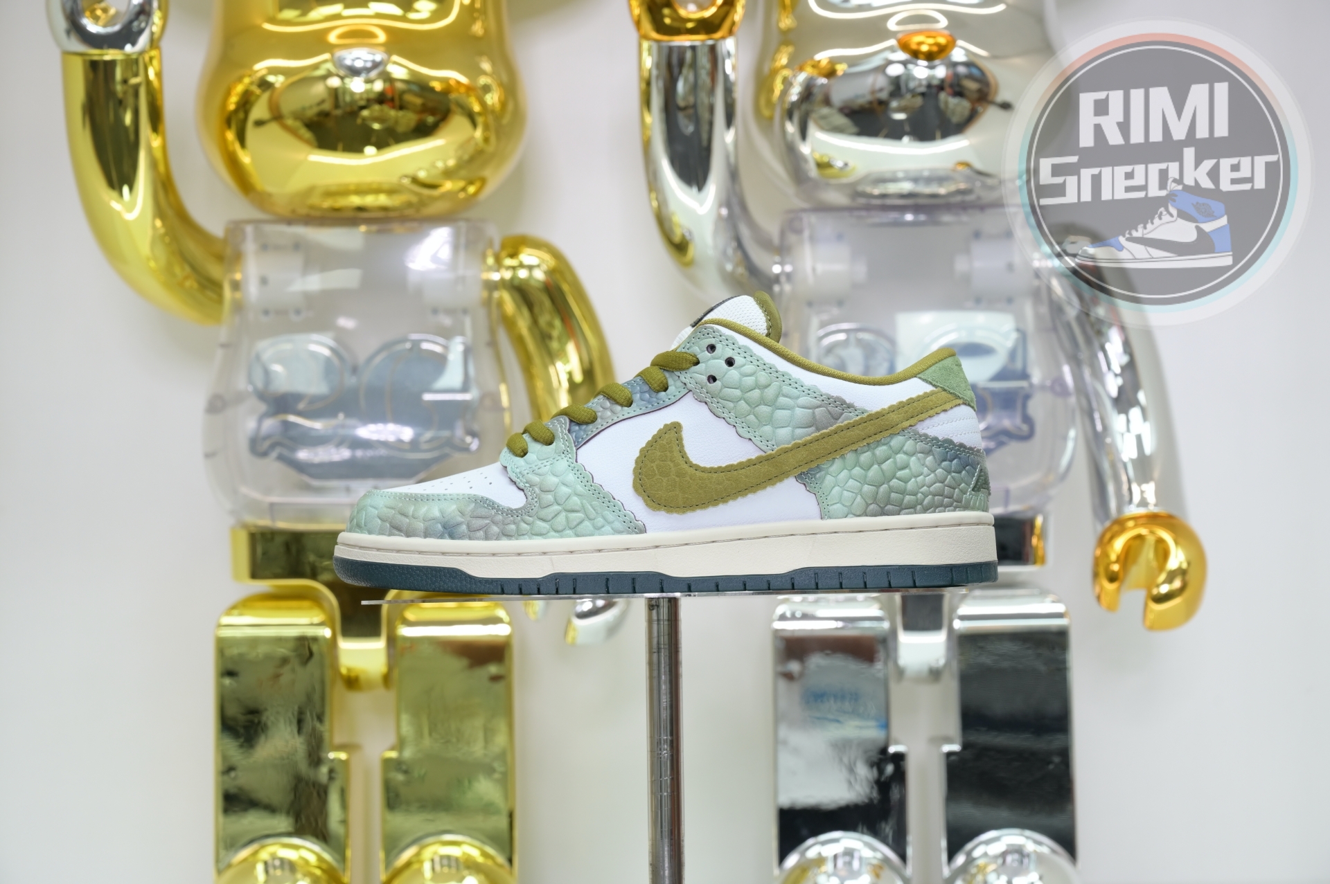 Alexis Sablone x Nike Dunk SB Low