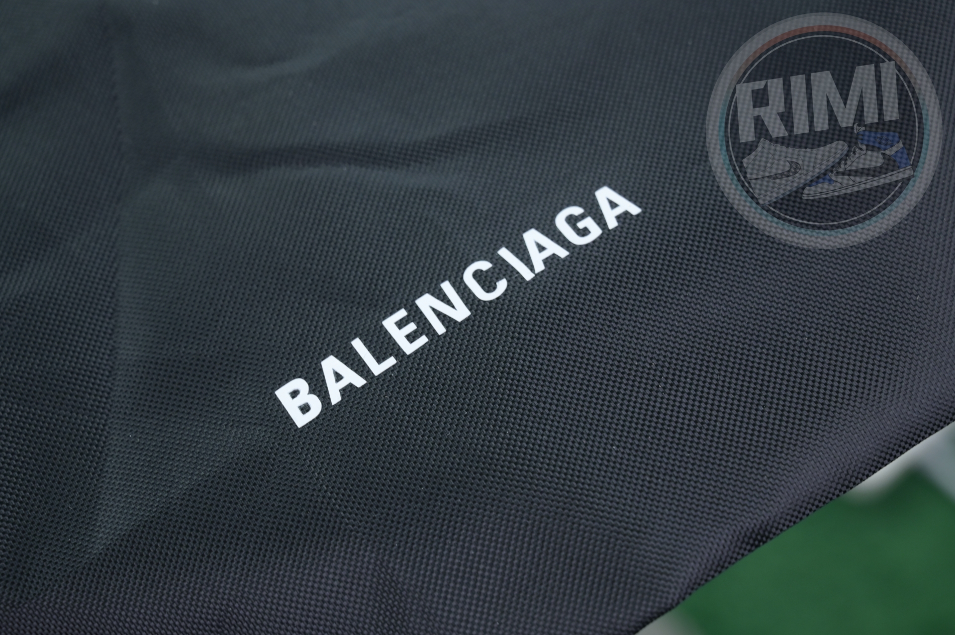 Balenciaga 3XL