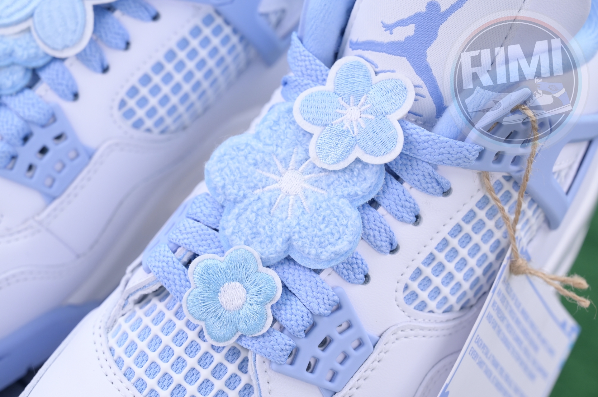 Jordan Air Jordan 4“ALUMINUM”