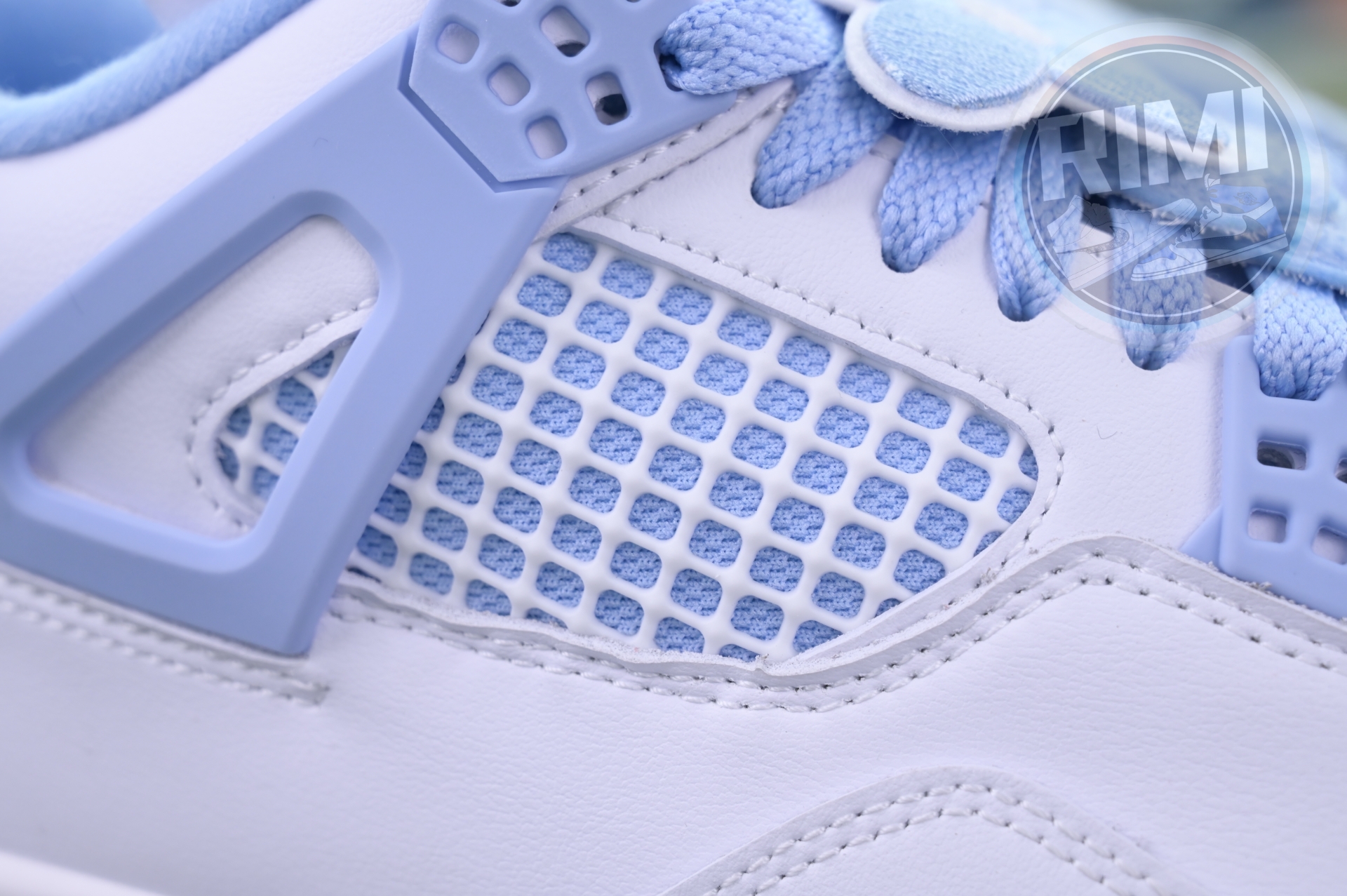 Jordan Air Jordan 4“ALUMINUM”