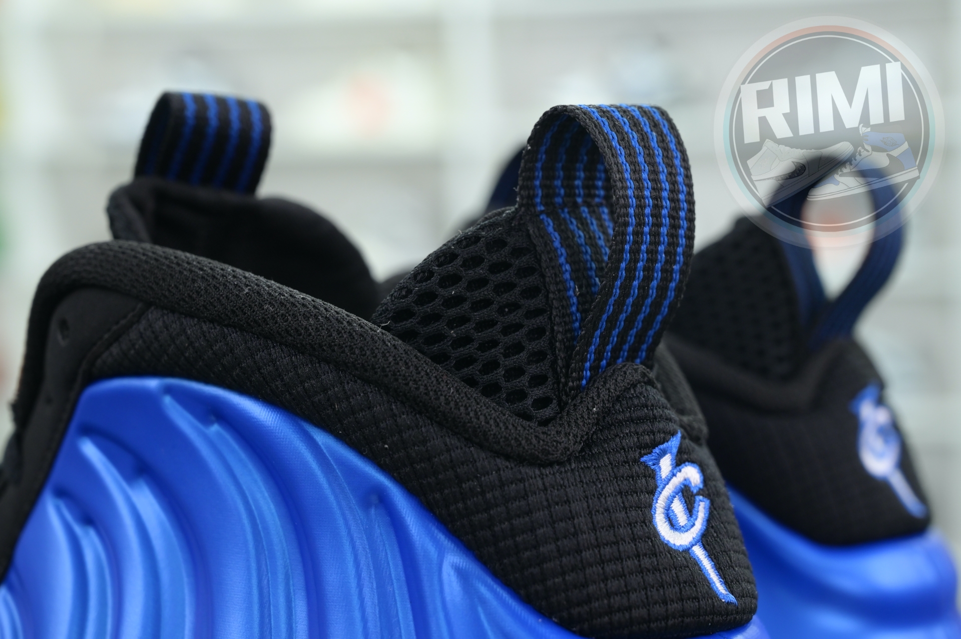 Nike Foamposite One“Dark Neon Royal”