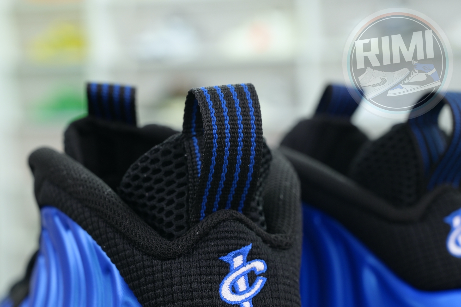 Nike Foamposite One“Dark Neon Royal”