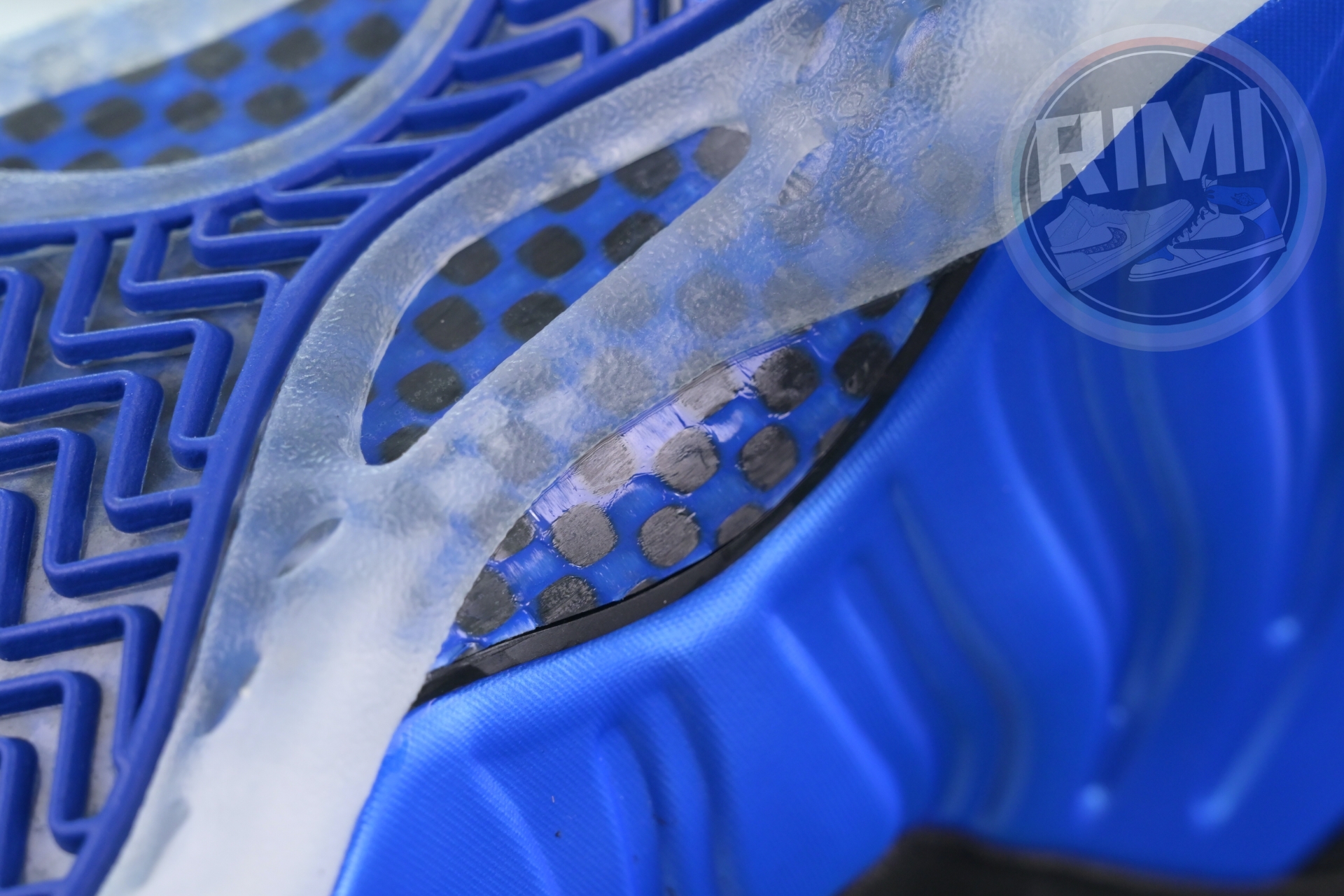 Nike Foamposite One“Dark Neon Royal”