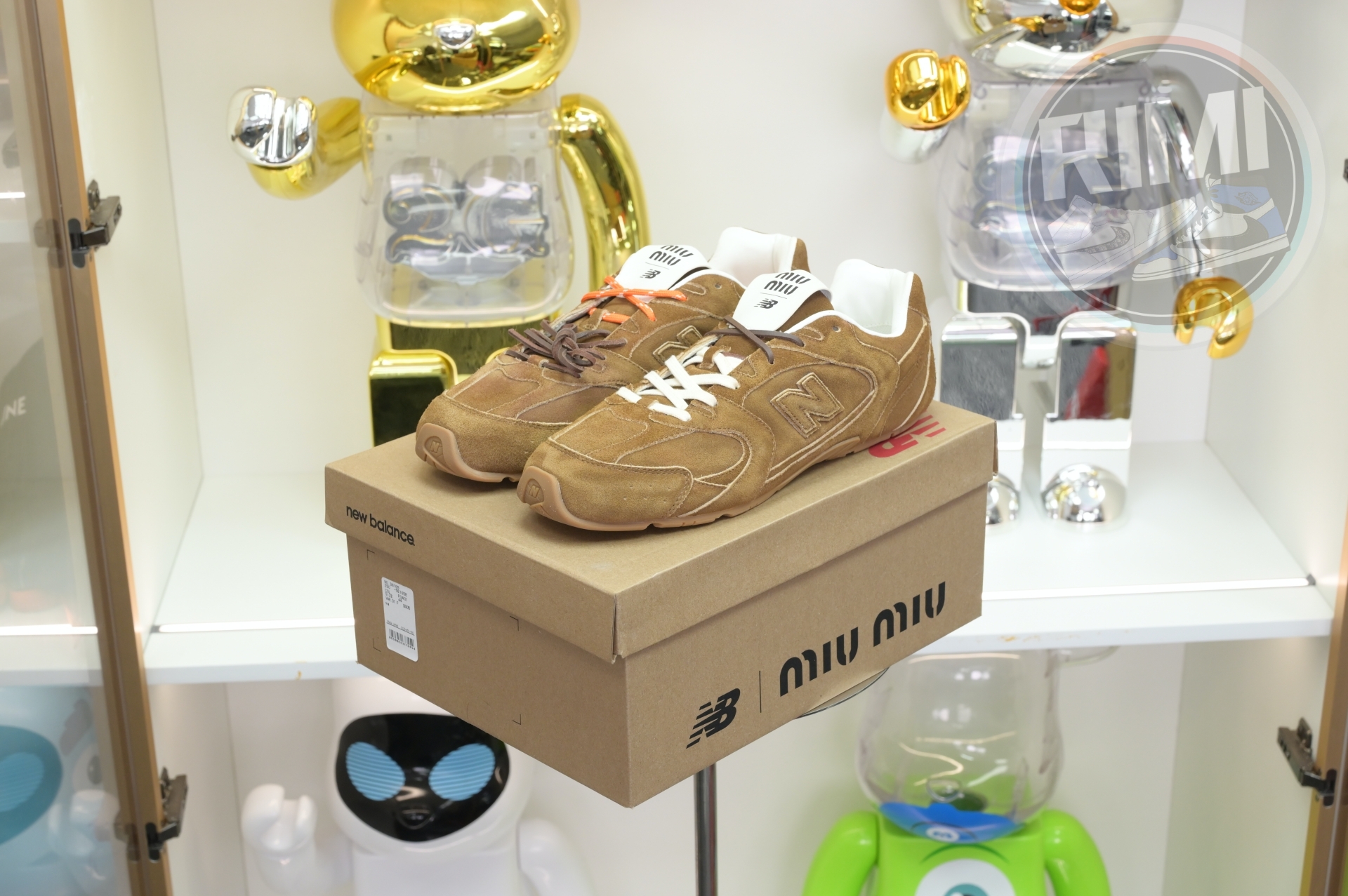 New Balance x MIU MIU NB 530 SL