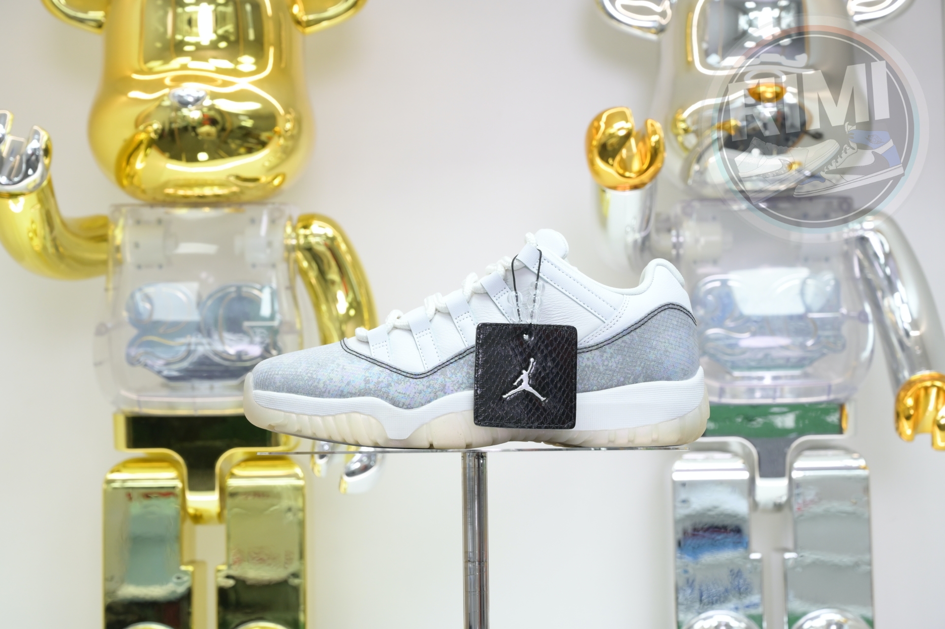 Jordan Air Jordan 11 Low  CNY