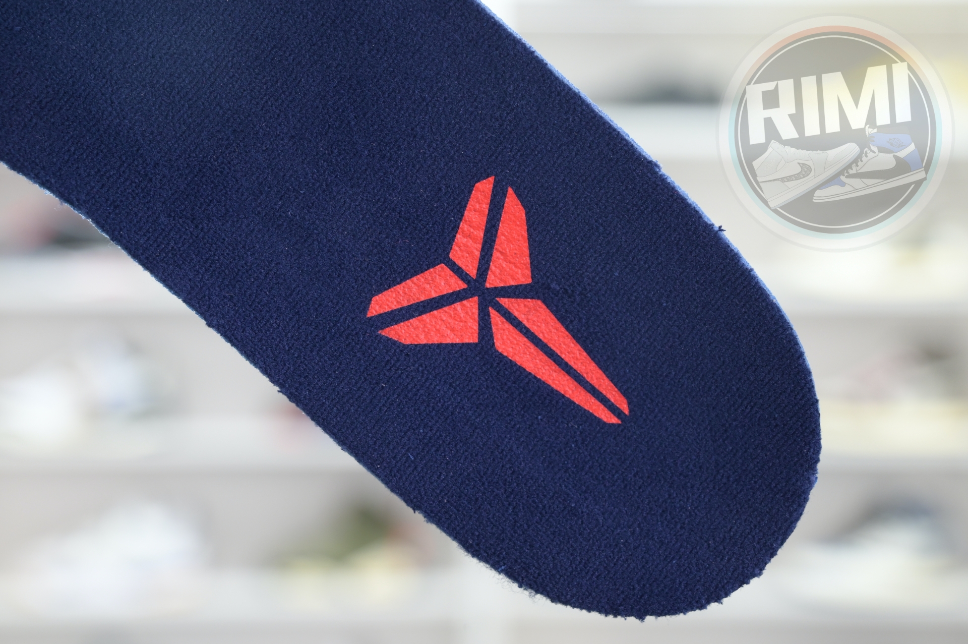 Caitlin Clark x Nike Kobe 5 Protro“Indiana Fever