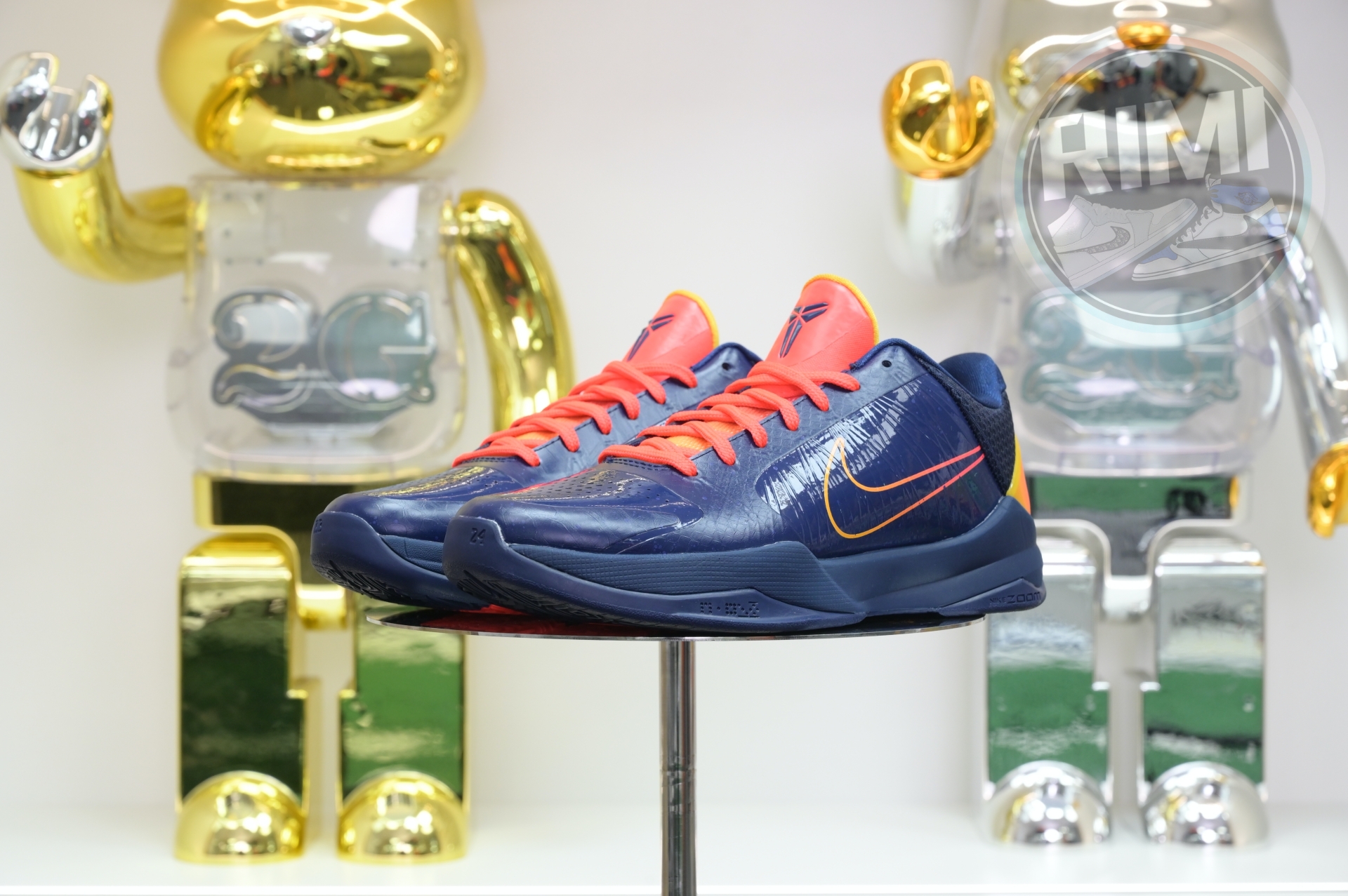 Caitlin Clark x Nike Kobe 5 Protro“Indiana Fever