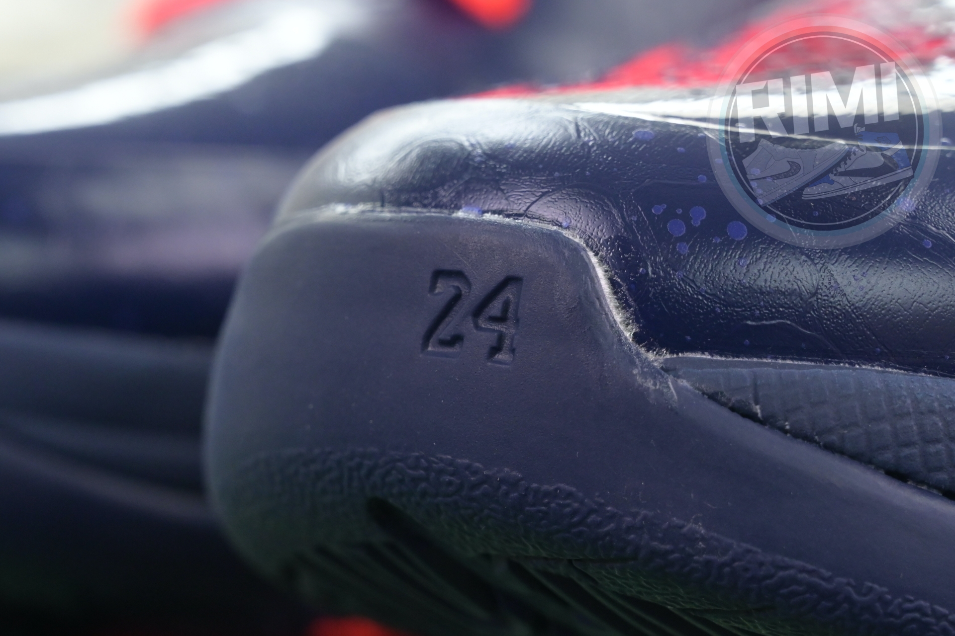 Caitlin Clark x Nike Kobe 5 Protro“Indiana Fever