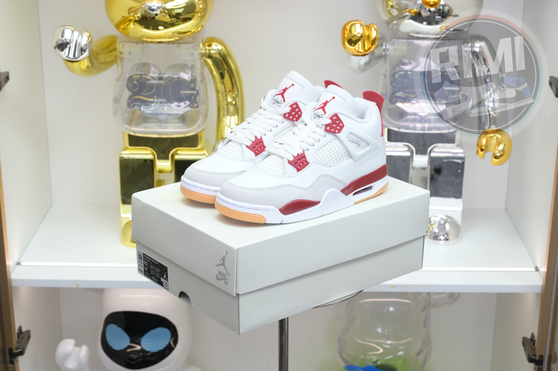 Nike SB x Jordan Air Jordan4“Varsity Red”