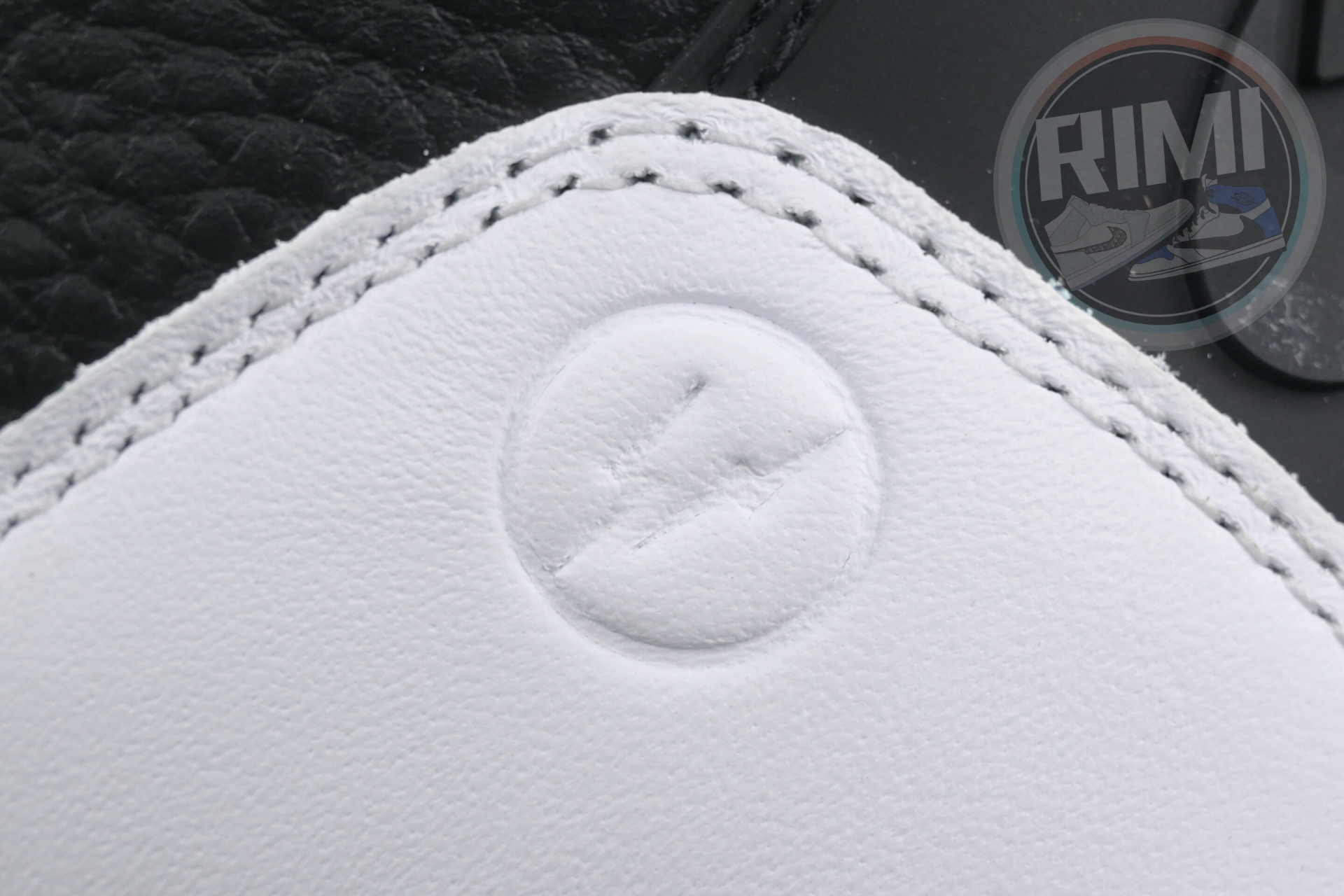 Fragment Design x Jordan Air Jordan 3“Black/ White”  DA3595-001