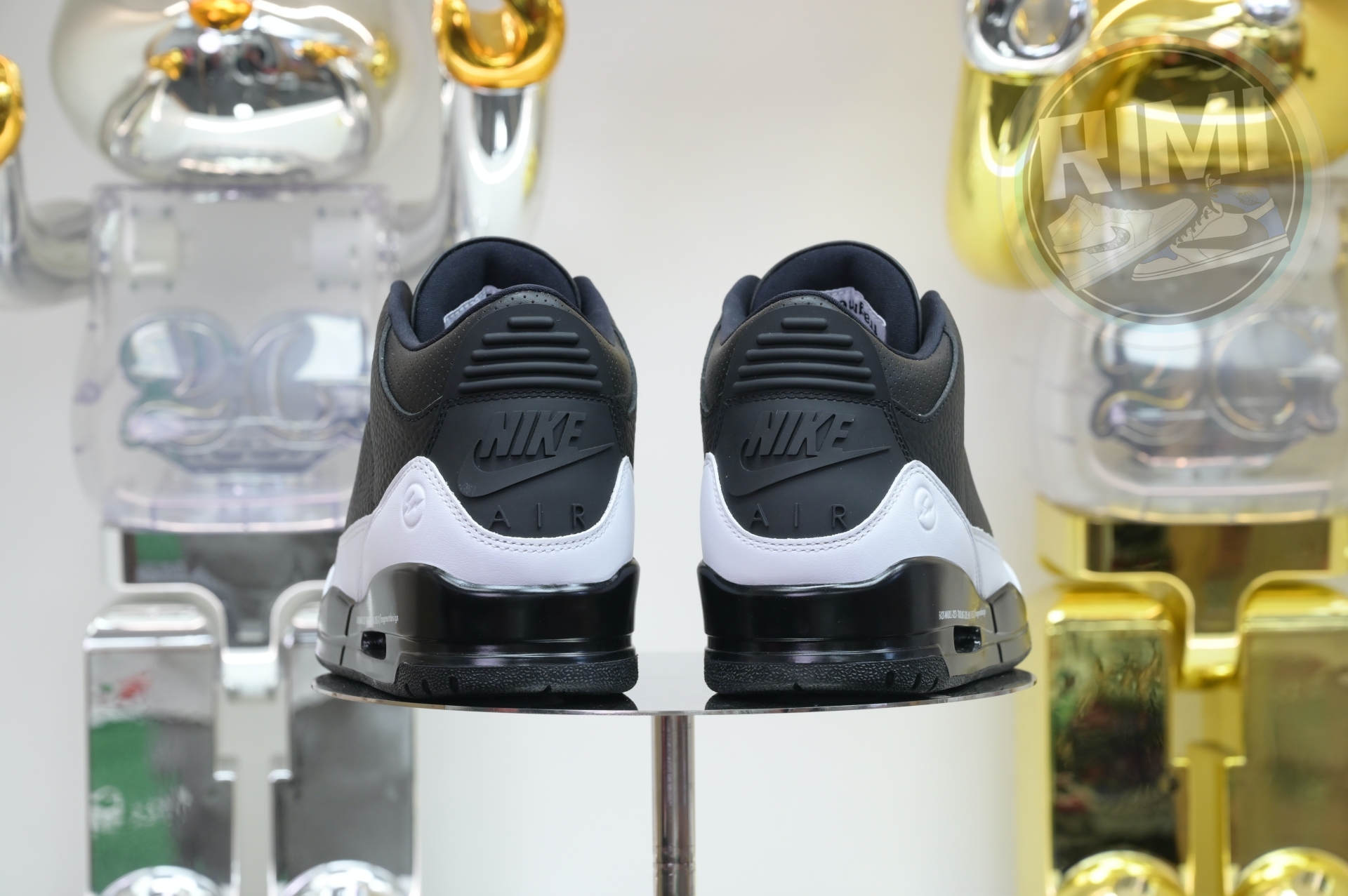 Fragment Design x Jordan Air Jordan 3“Black/ White”  DA3595-001