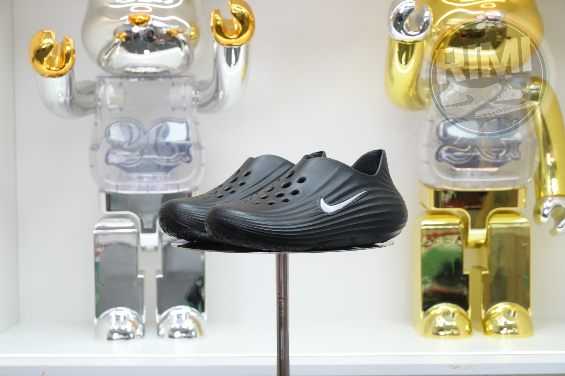 Nike ReactX Rejuven8  HV5062-001