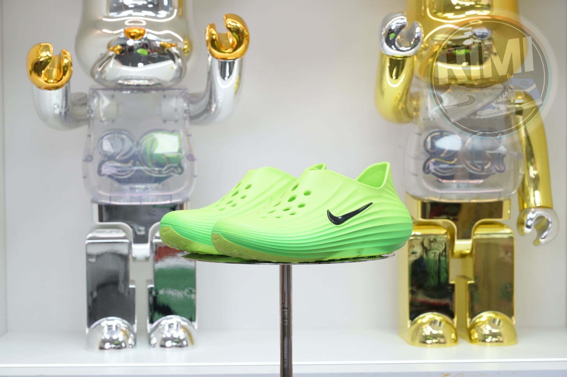 Nike ReactX Rejuven8 Green Strike  HV5060-300
