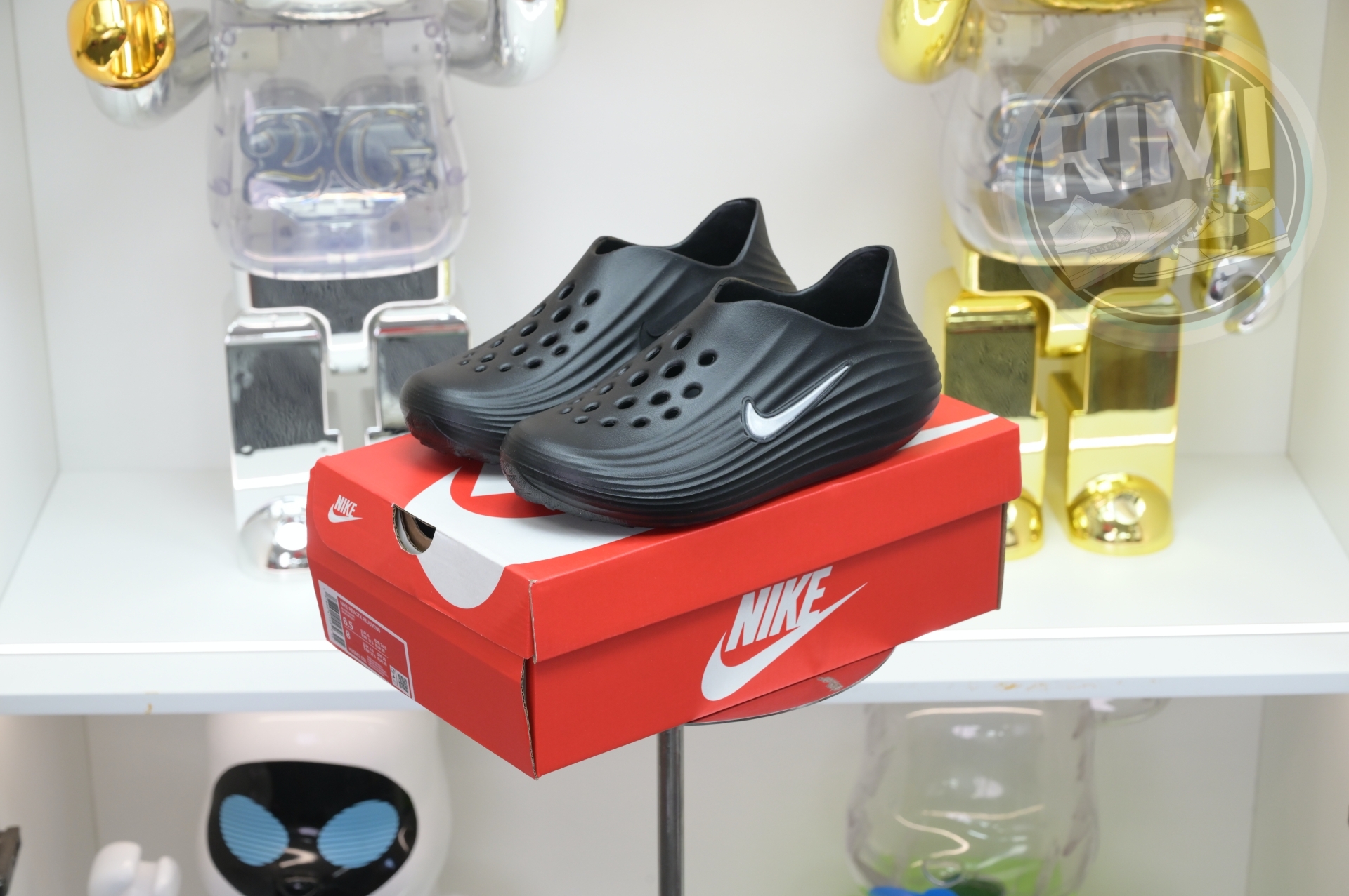 Nike ReactX Rejuven8  HV5062-001