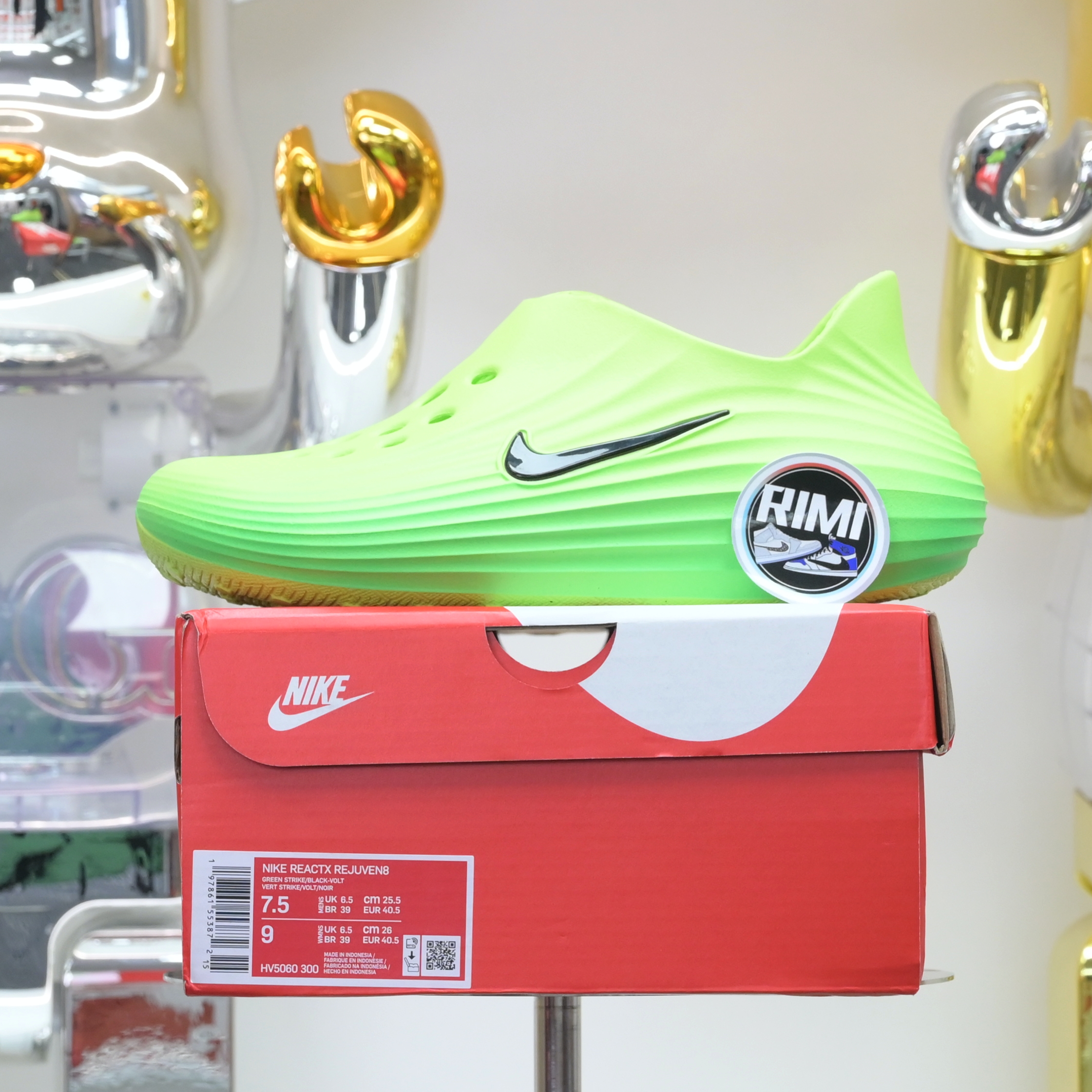 Nike ReactX Rejuven8 Green Strike  HV5060-300