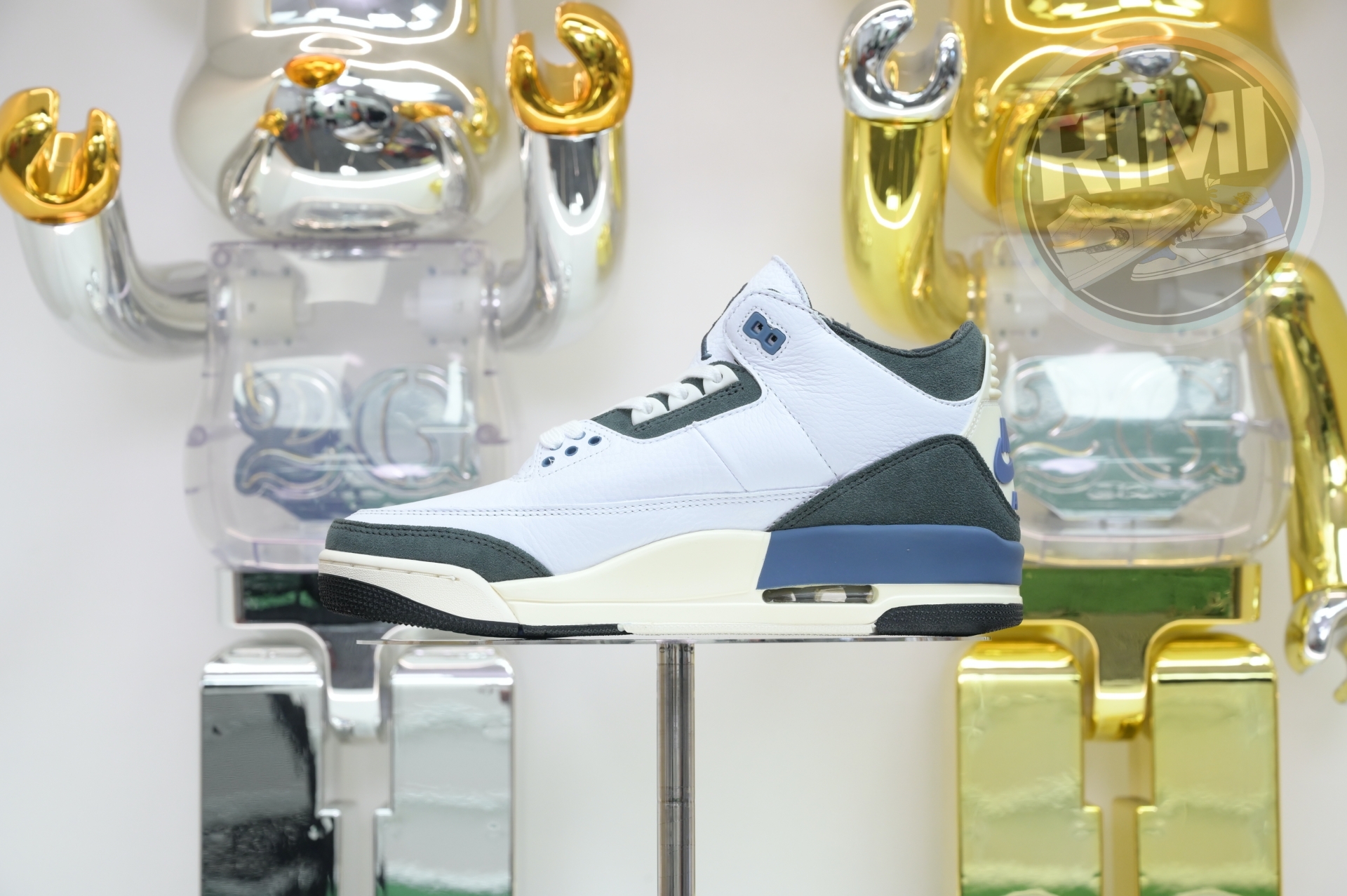 A Ma Maniére x Jordan Air Jordan3“DIFFUSED BLUE” HV8571-100