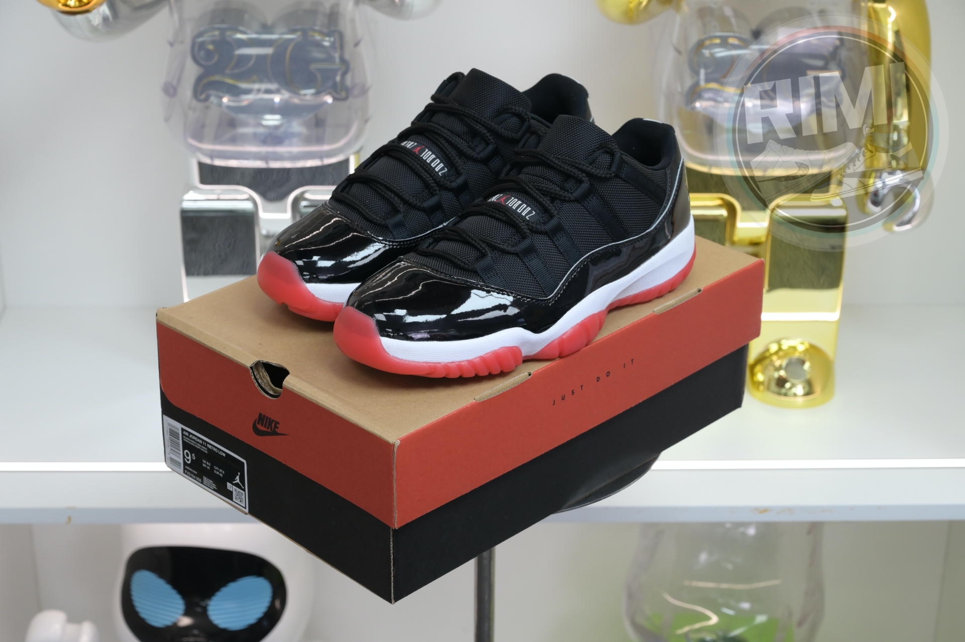 Air Jordan 11 Low“Bred” FV5104-006