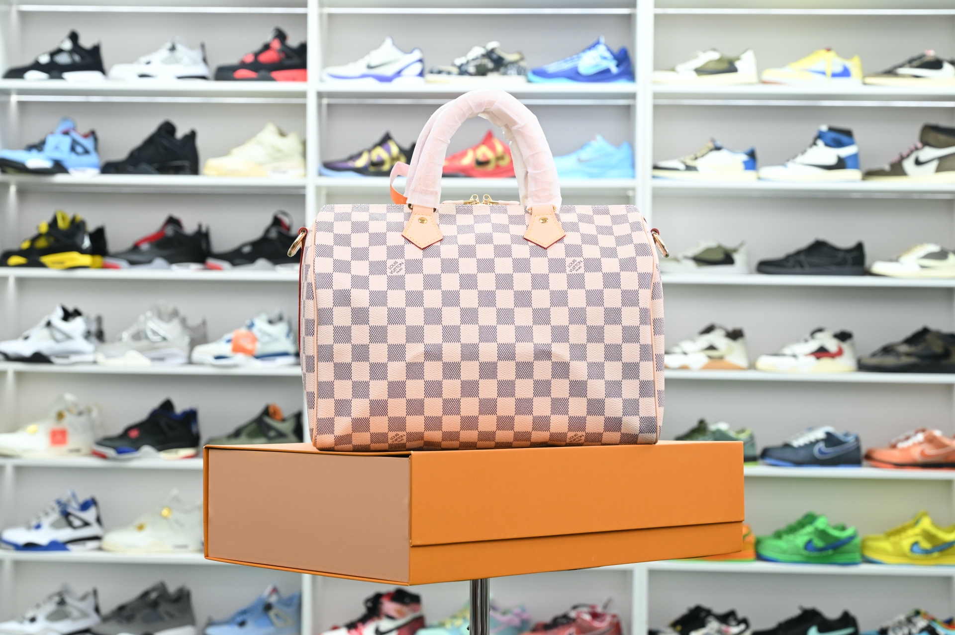 LOUIS VUITTON SpeedyBandoulière30