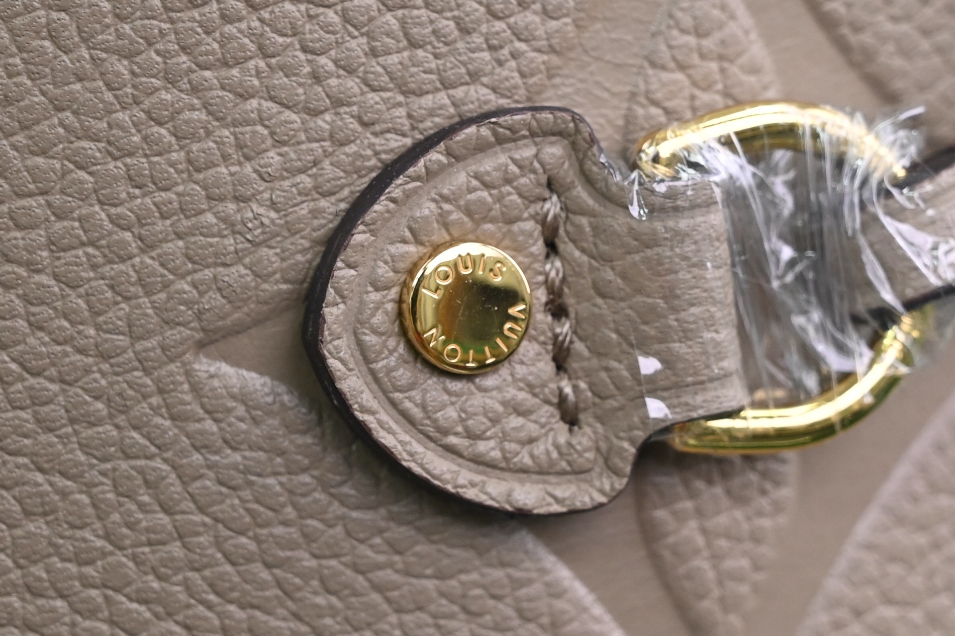 LOUIS VUITTON NEVERFULL  Tote