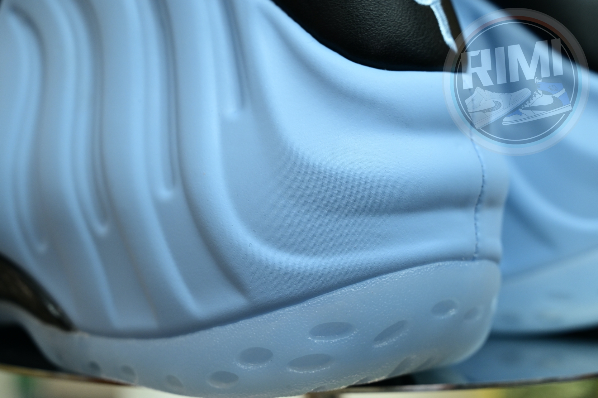 Nike Air Foamposite One 'Psychic Blue and Black'  HJ6014-400
