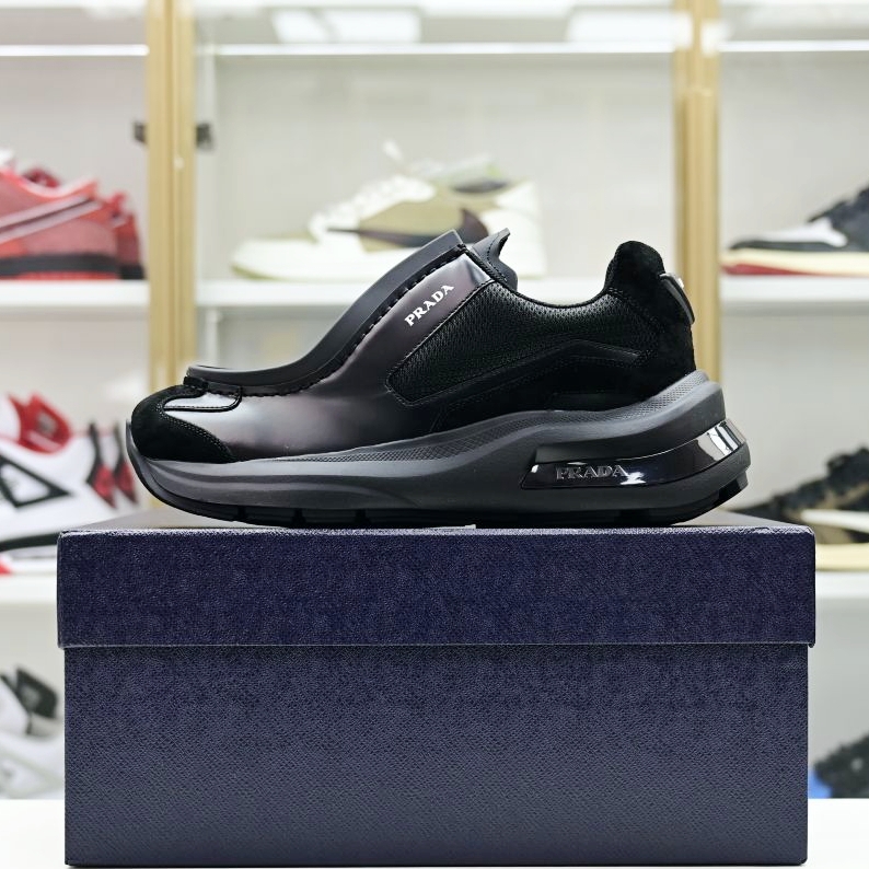 PRADA