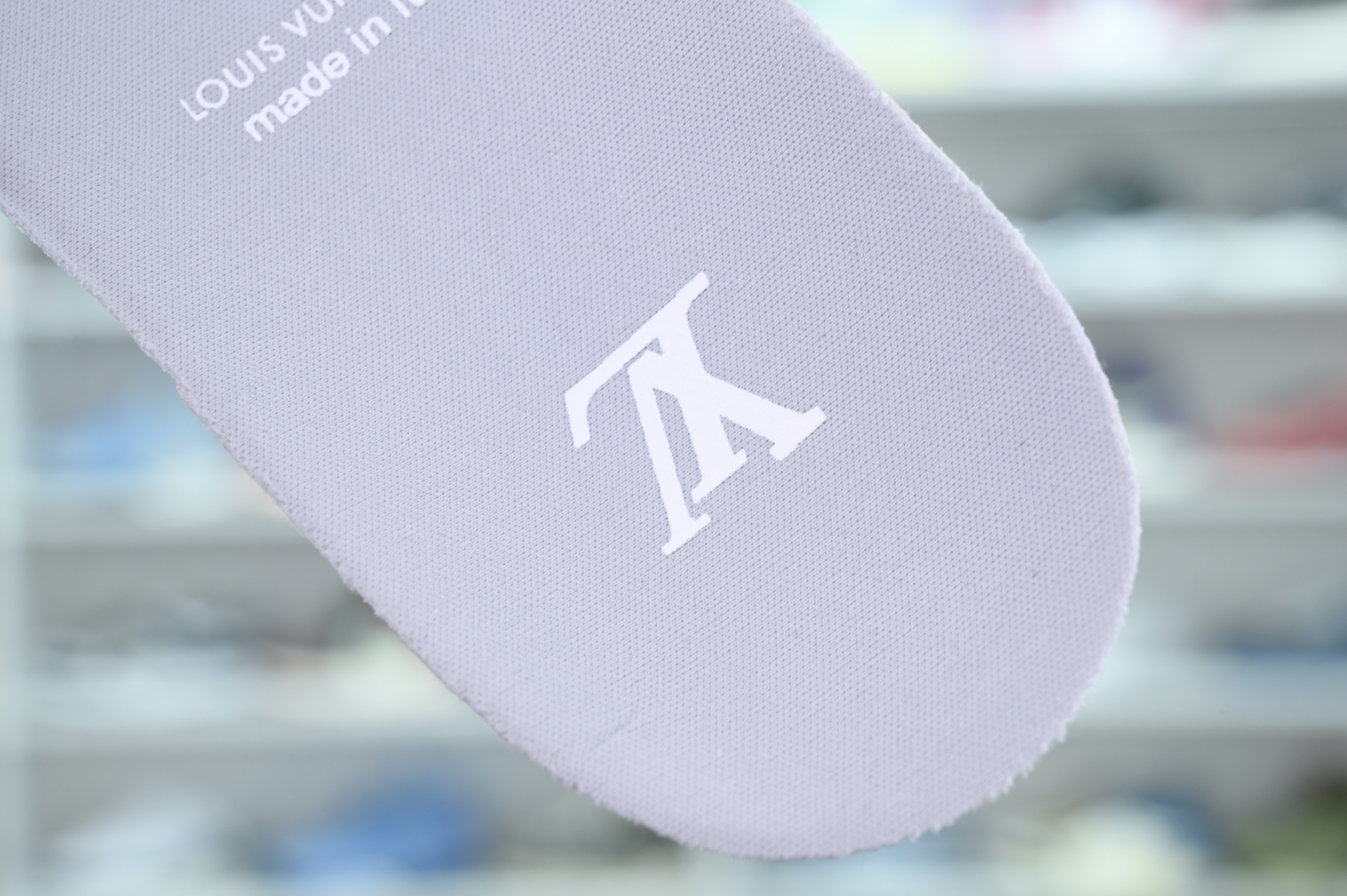 LOUIS VUITTON Rivoli