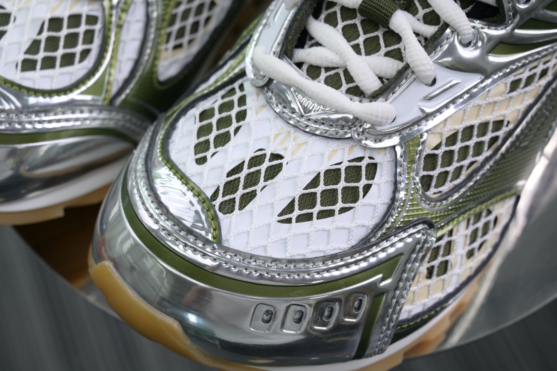 Bottega Veneta Orbit