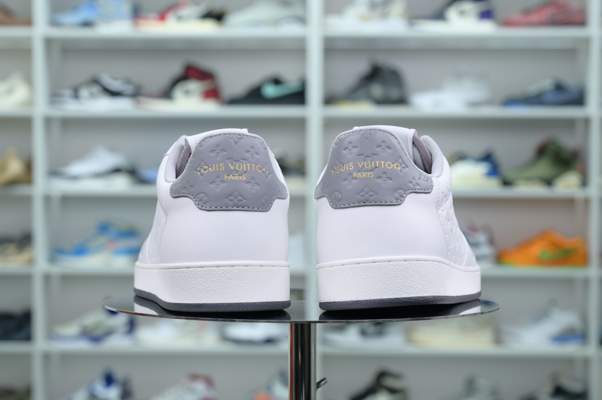 LOUIS VUITTON Rivoli