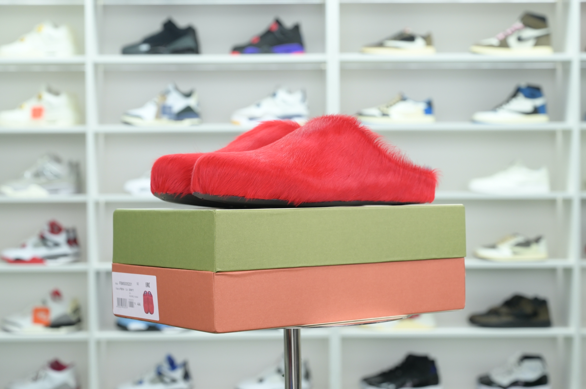 MARNI