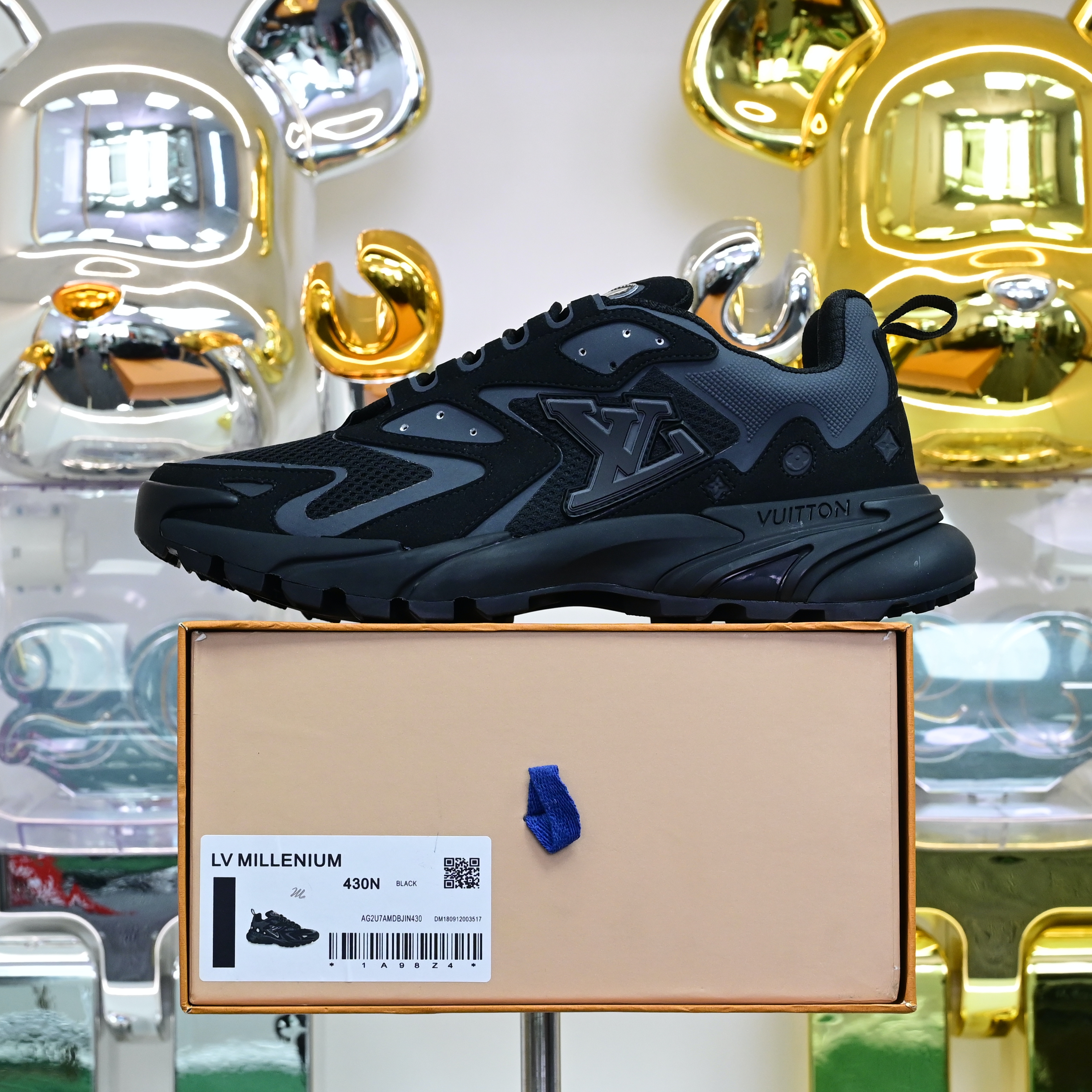 LOUIS VUITTON