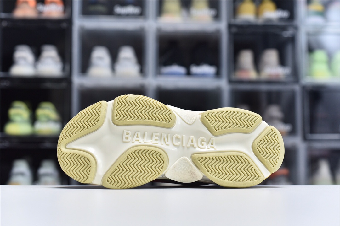 Balenciaga Triple S