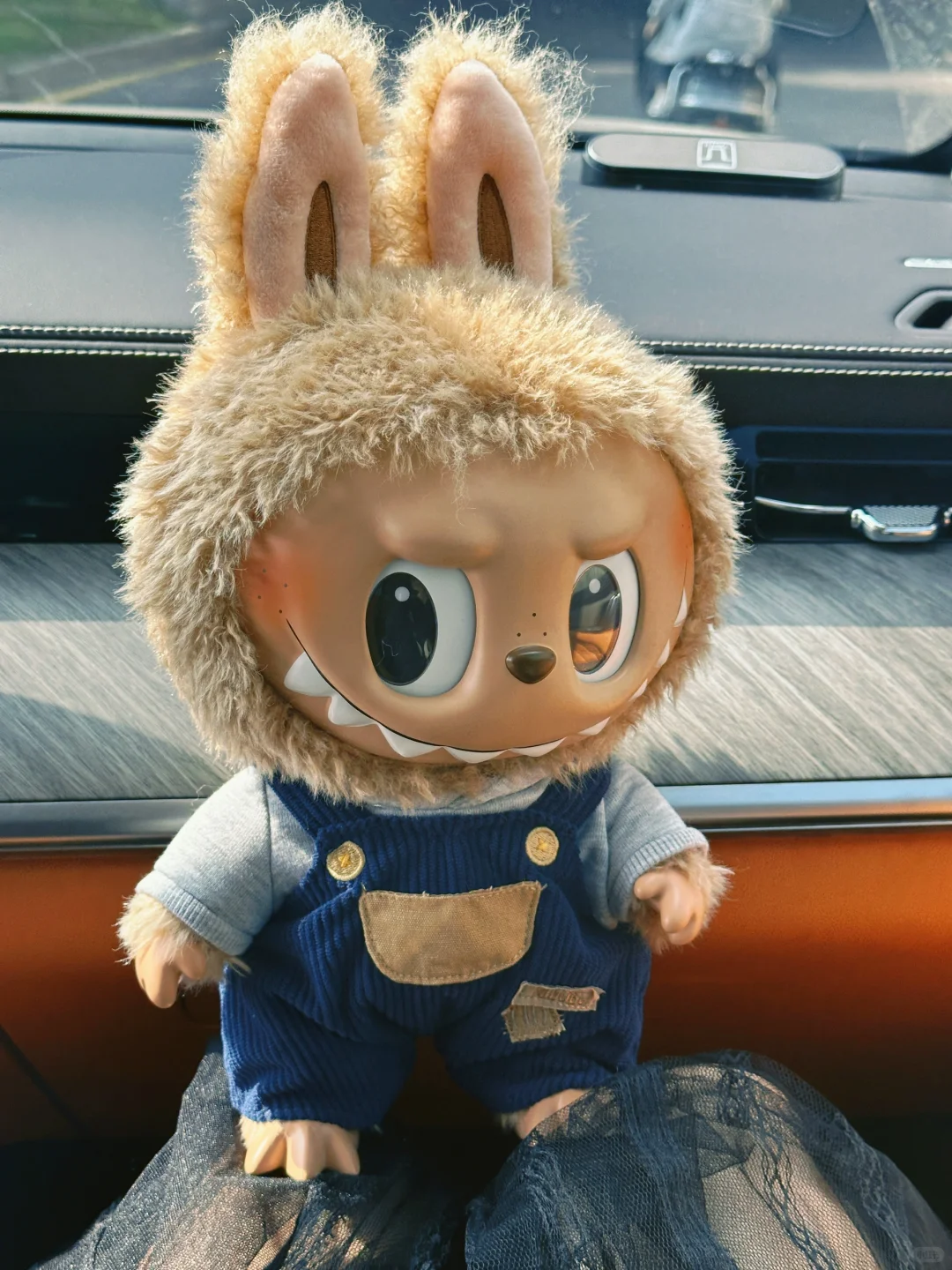 LABUBU Time To Chill-Vinyl Plush Toy