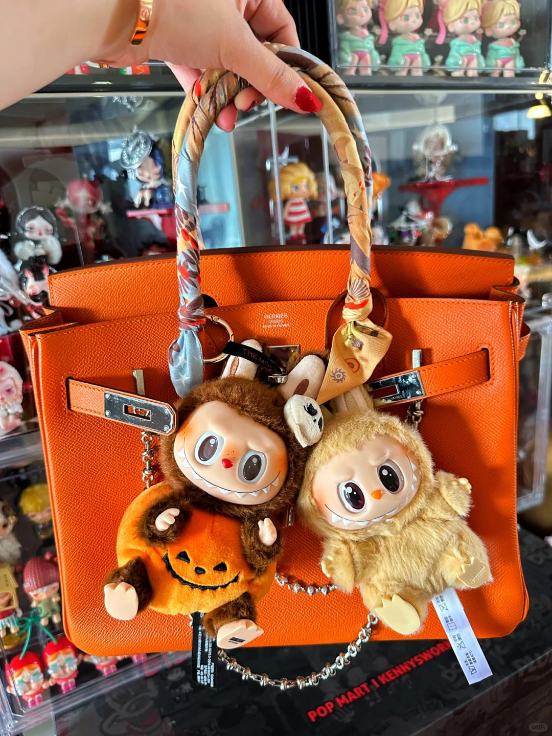 LABUBU Happy Halloween Party Series-Sitting Pumpkin Vinyl Plush Pendant